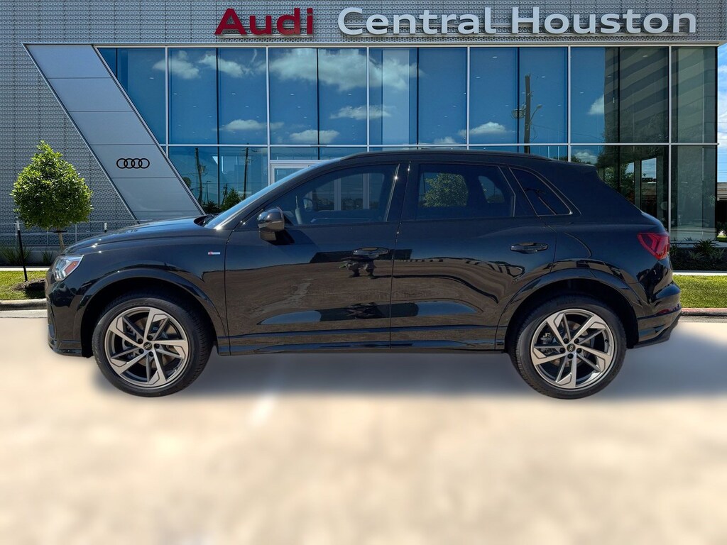 New 2025 Audi Q3 Premium SUV