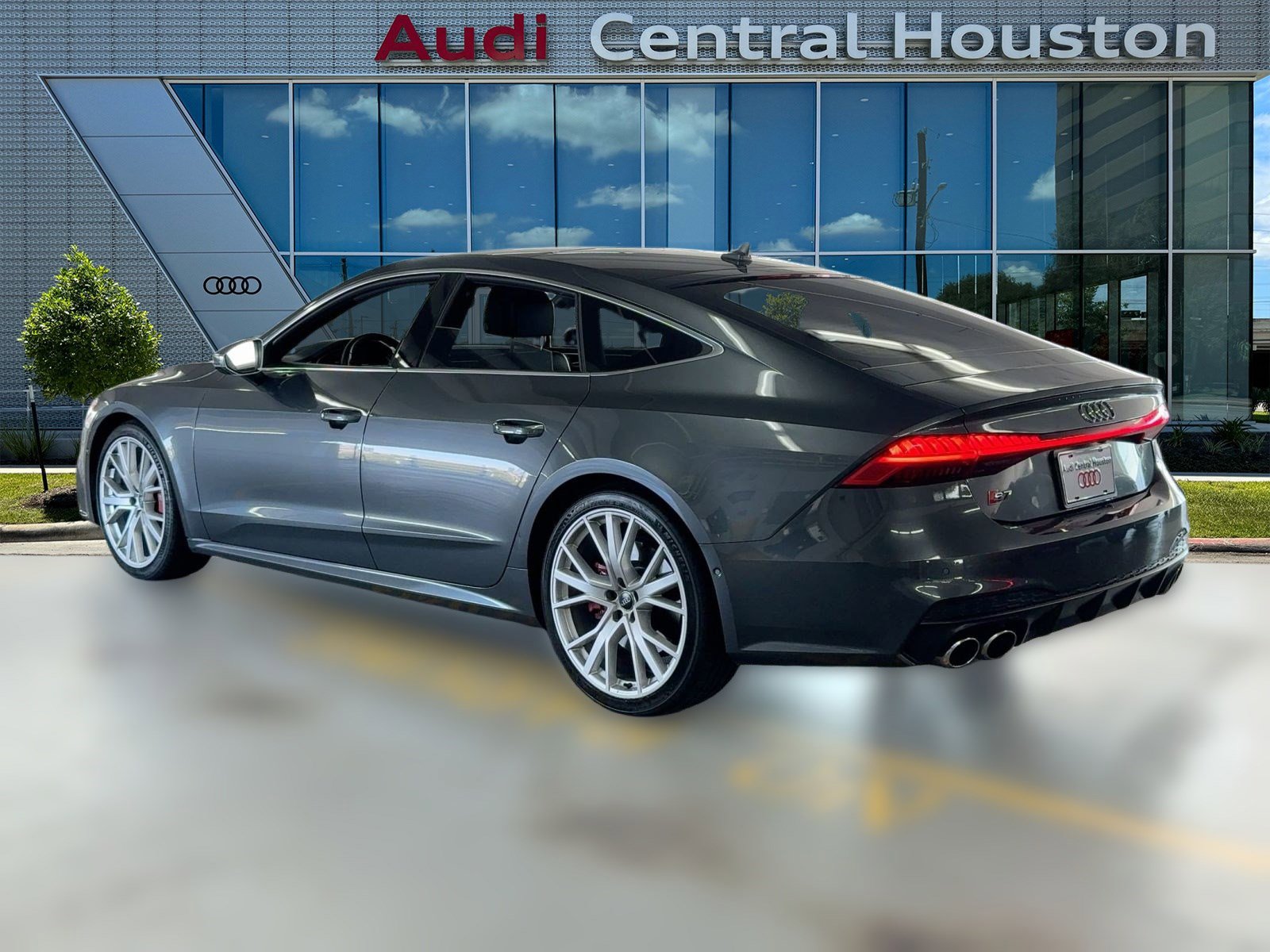 2020 Audi S7 Prestige photo 2