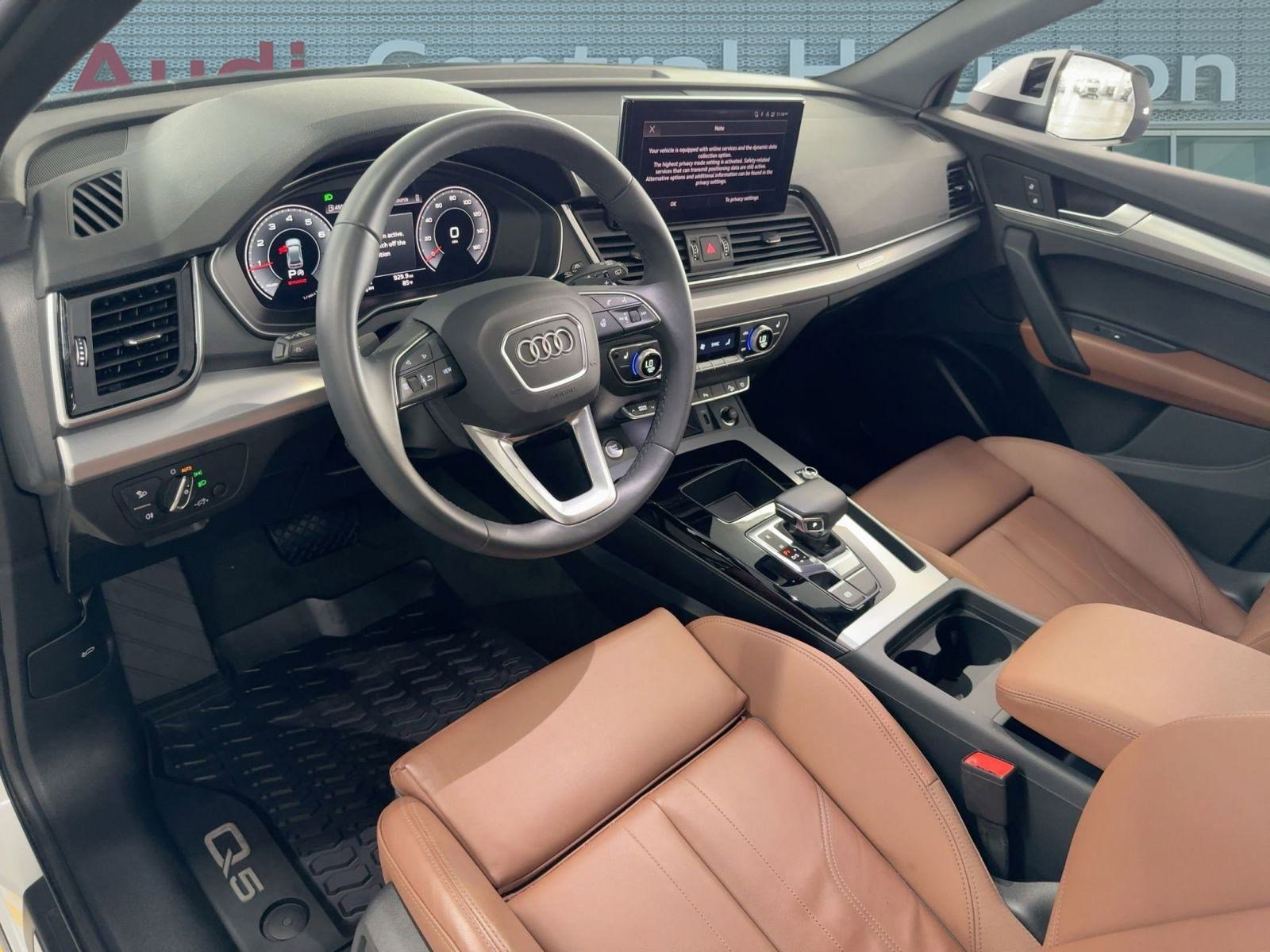 2025 Audi Q5 S line Premium photo 3