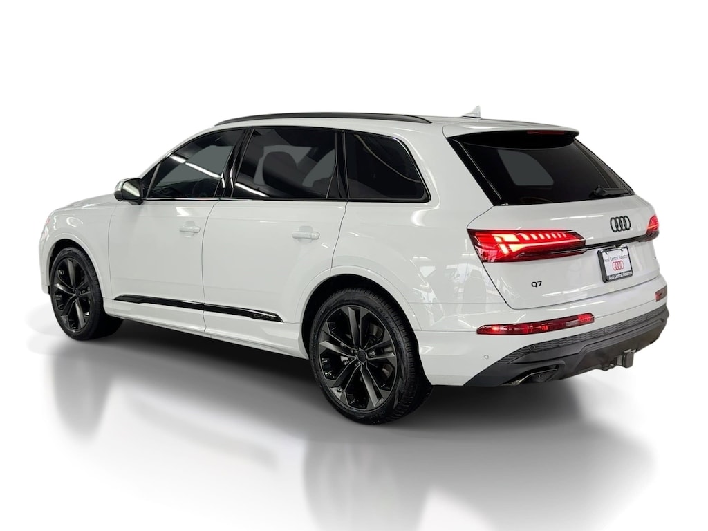 New 2026 Audi Q7 55 Premium Plus SUV