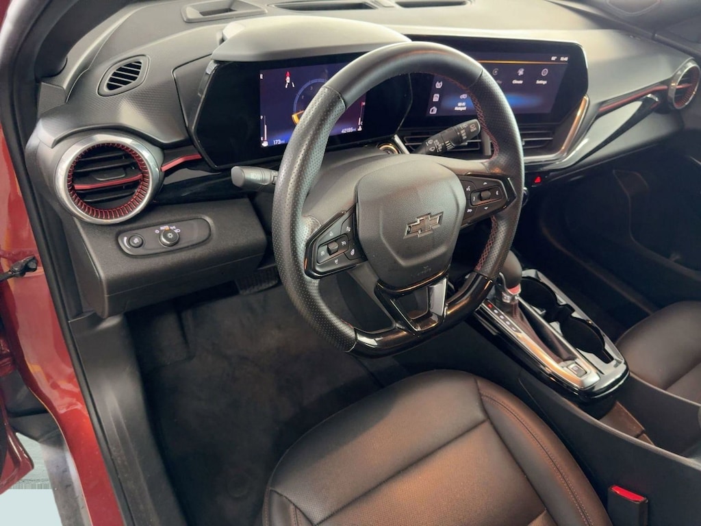 Used 2024 Chevrolet Trax 2RS SUV