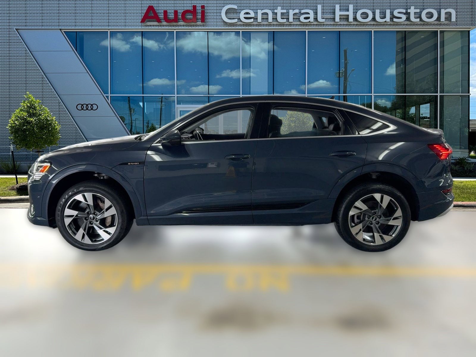 Used 2021 Audi e-tron Sportback Premium Plus with VIN WA12ABGEXMB014057 for sale in Houston, TX