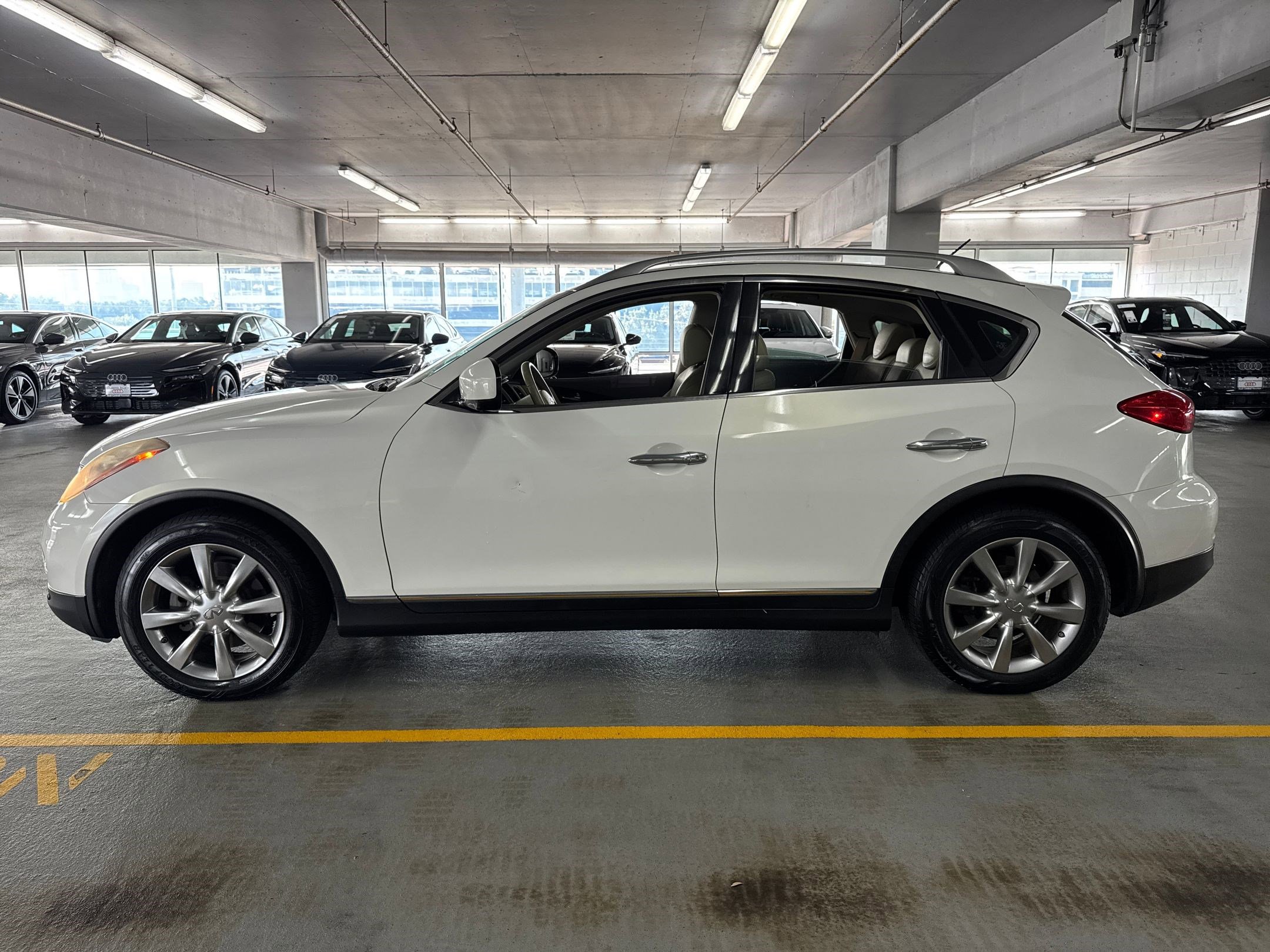 2013 Infiniti EX35 photo 2