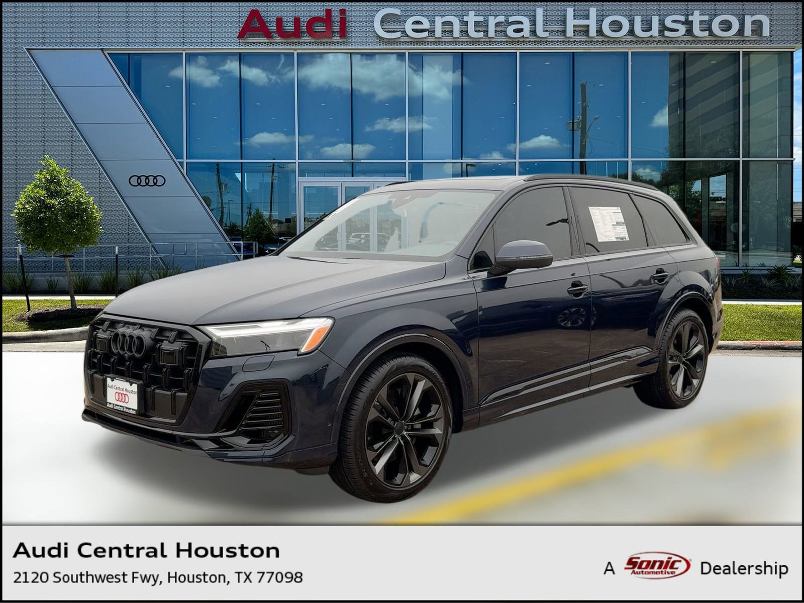 2026 Audi Q7 Premium Plus's photo