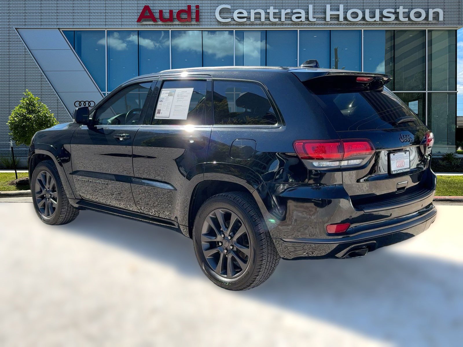 2019 Jeep Grand Cherokee High Altitude photo 3