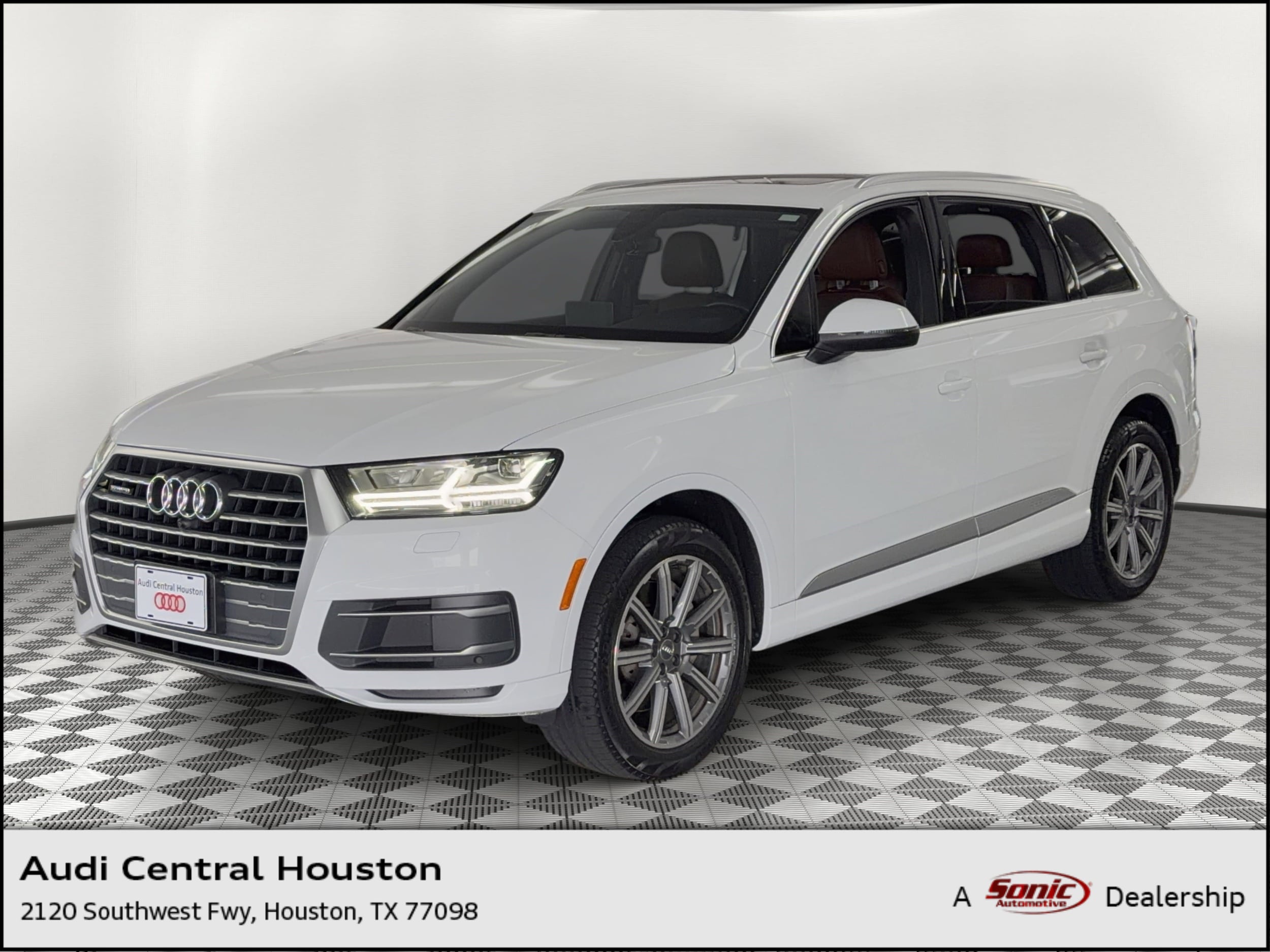 2019 Audi Q7 45 Premium Plus quattro Tiptronic's photo