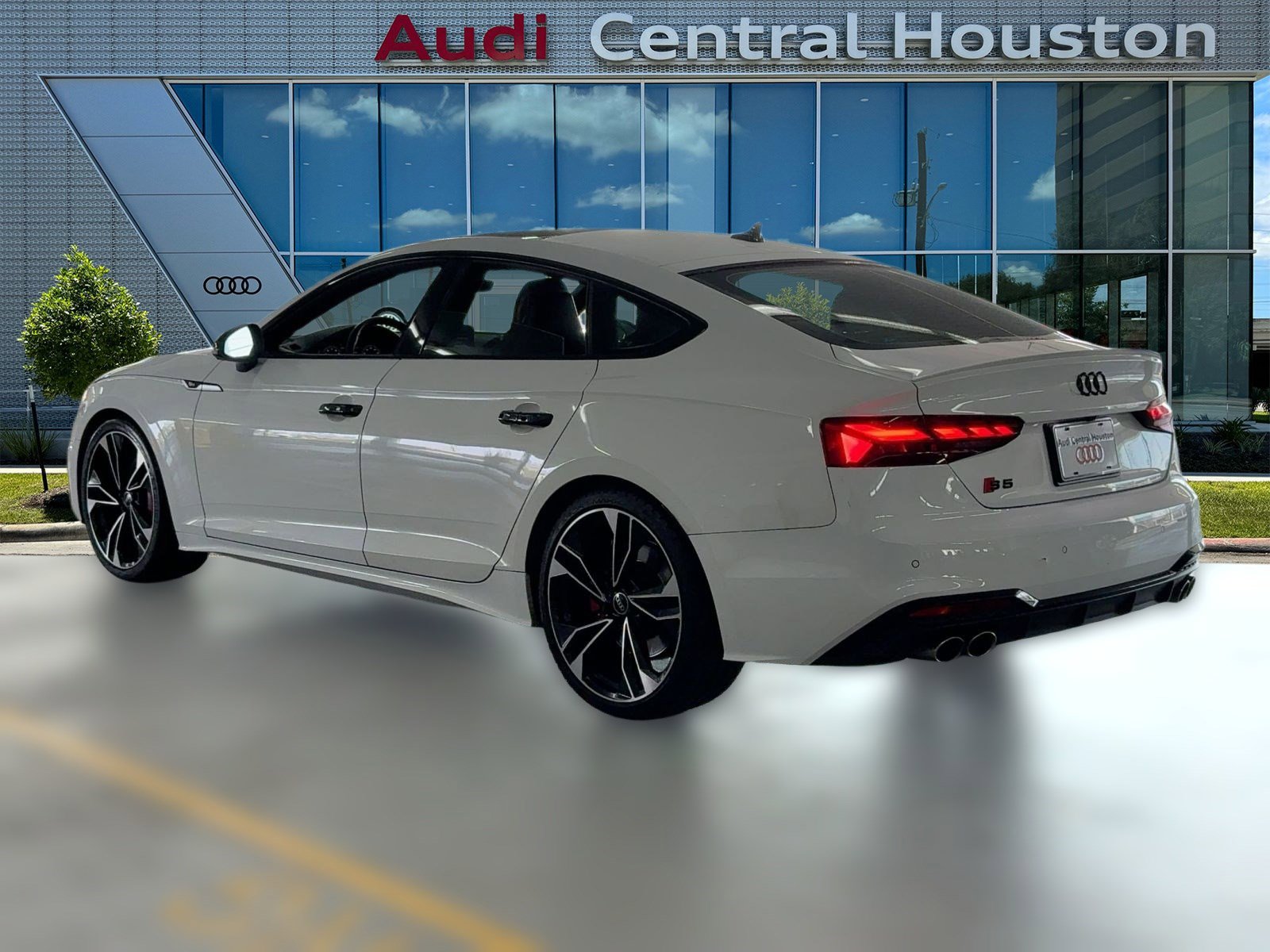 2022 Audi S5 Premium Plus photo 2