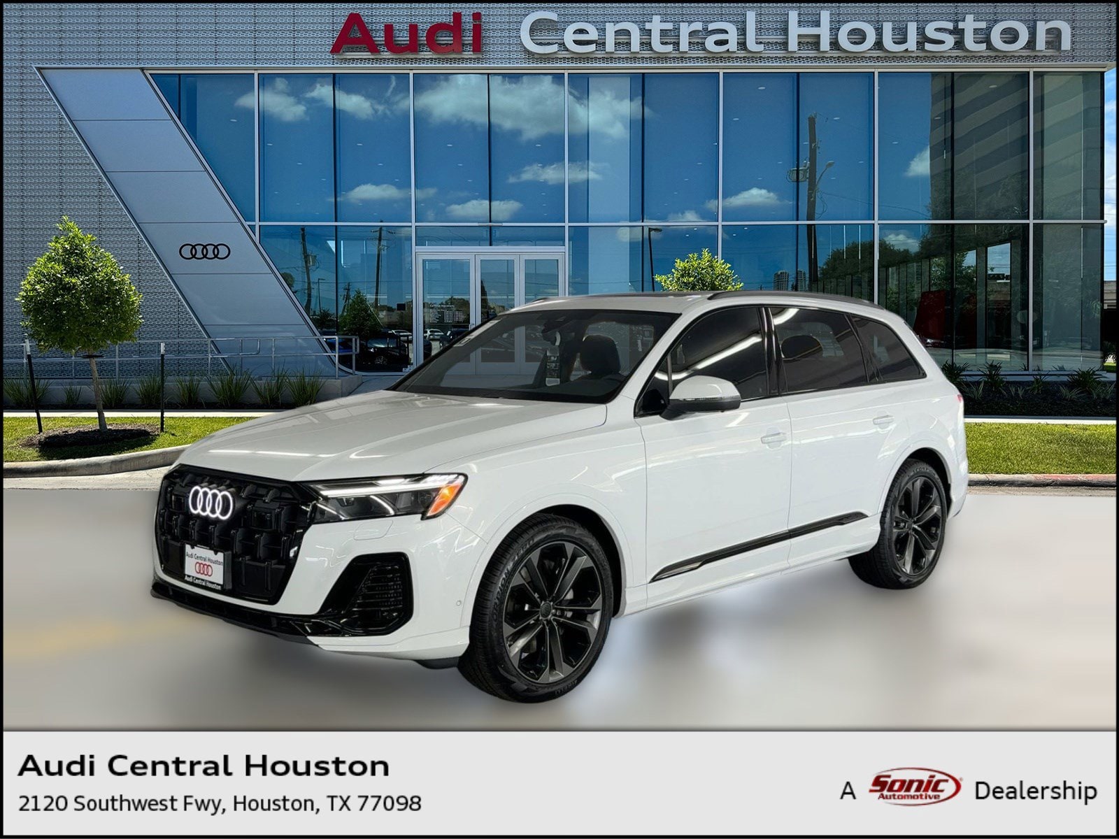 2026 Audi Q7 Premium Plus's photo