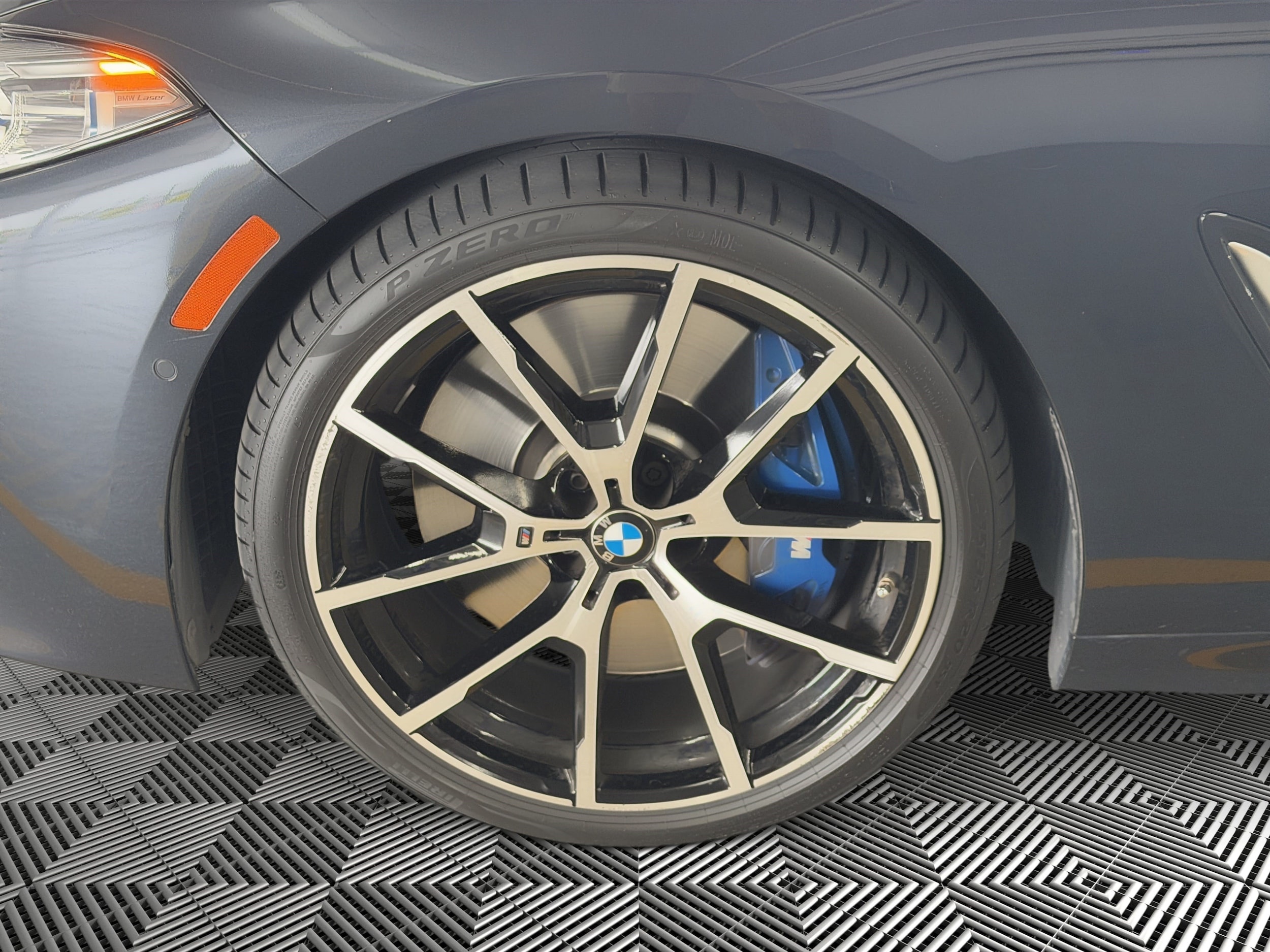 2023 BMW 8 Series M850i - Photo 12