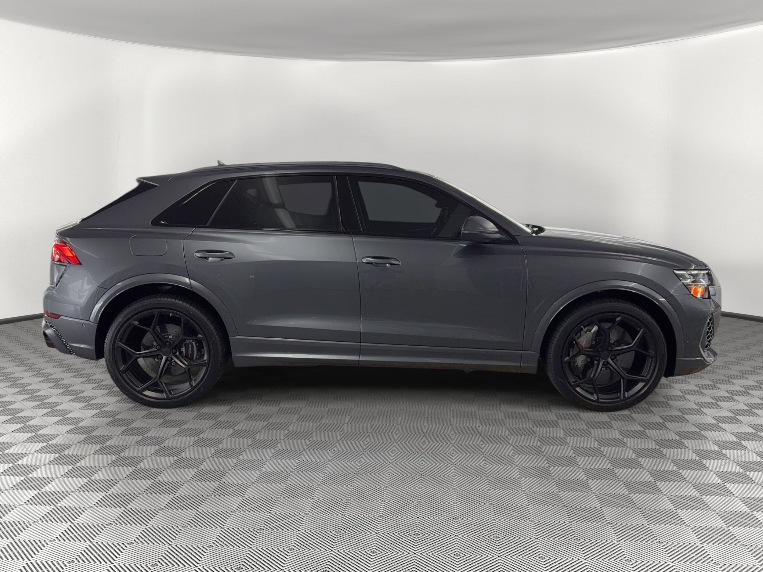 RS Q8 Performance SUV