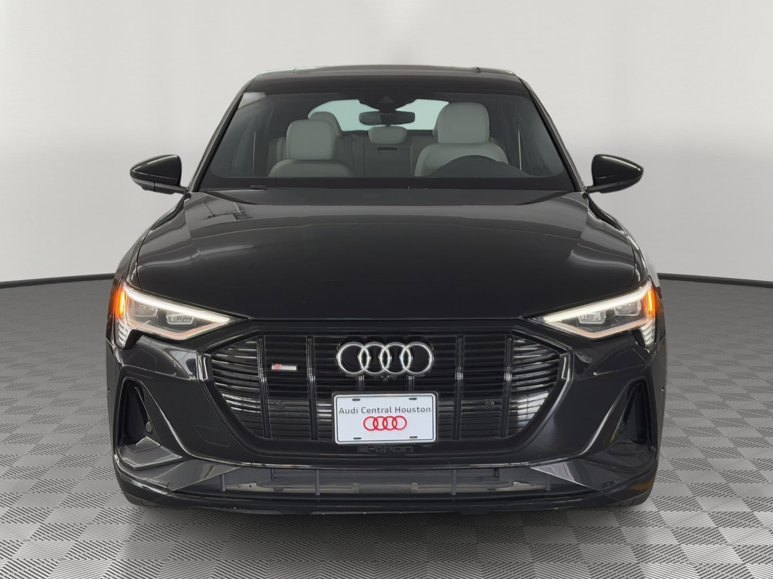 E-tron Sportback S Line Premium Plus SUV