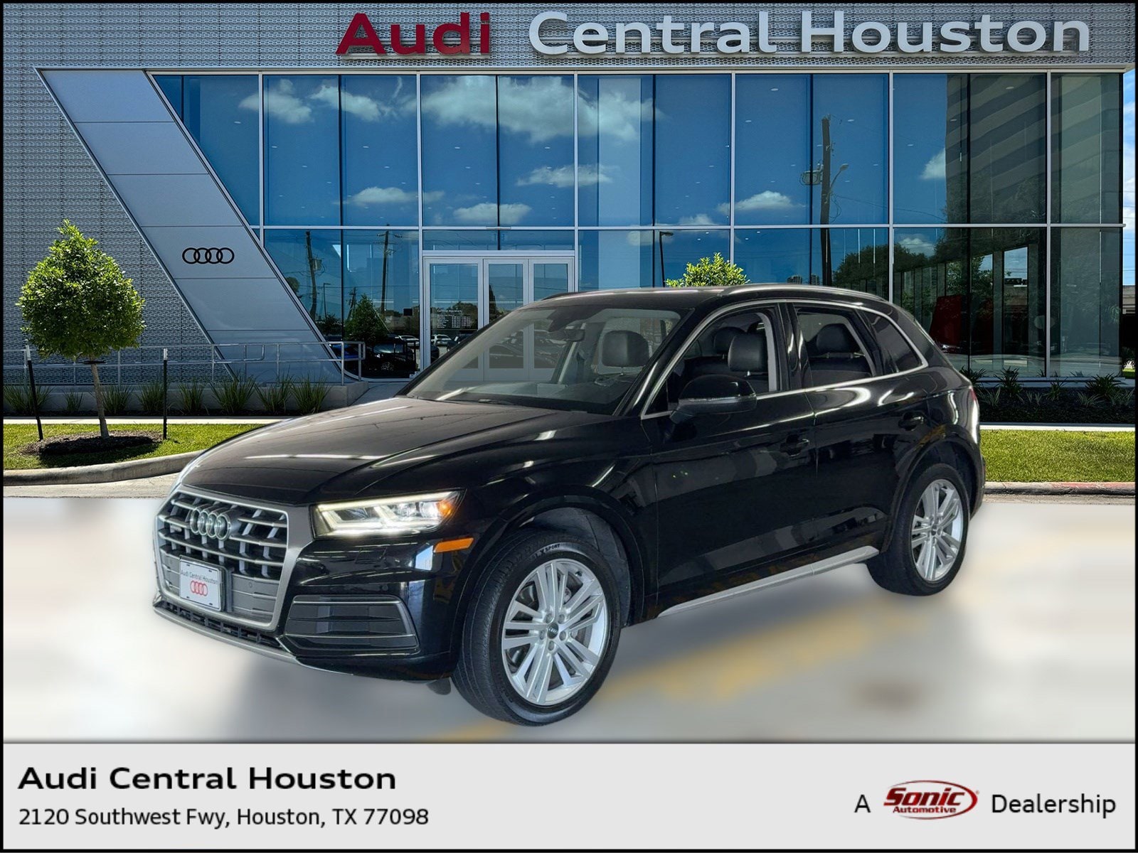 2020 Audi Q5 Premium Plus's photo