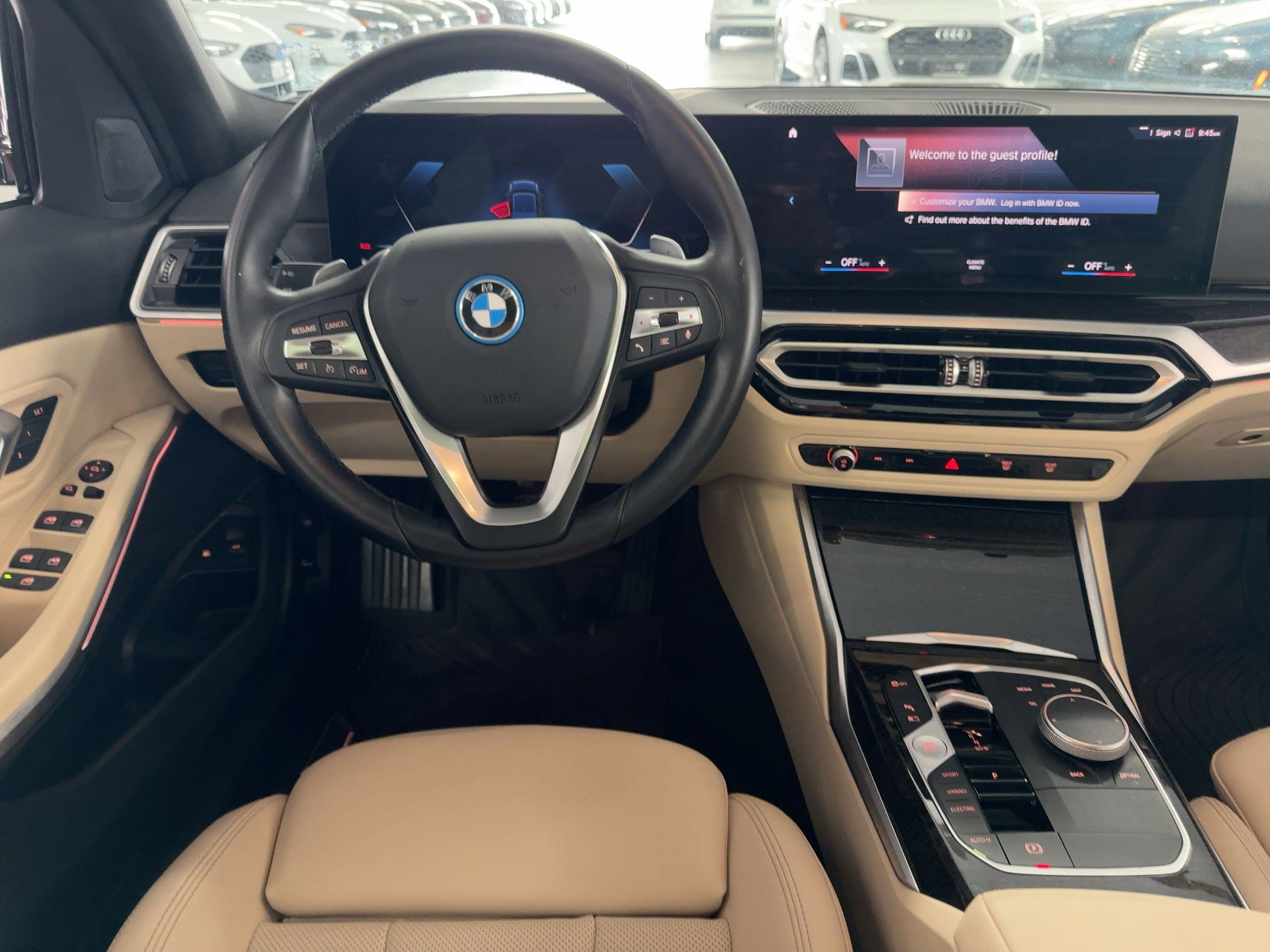 2023 Bmw 330e Sedan photo 2