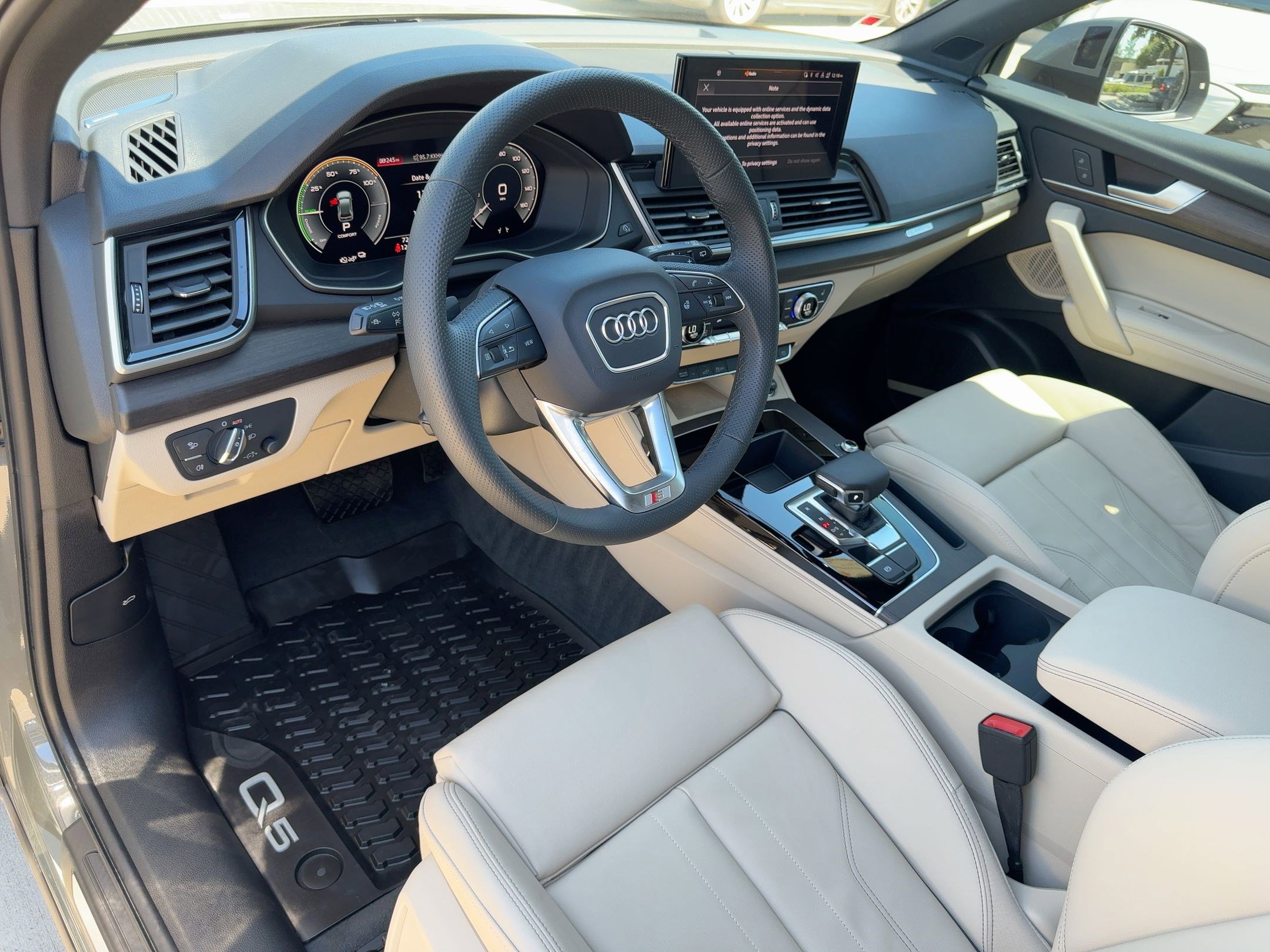2024 Audi Q5 S line Premium Plus photo 3