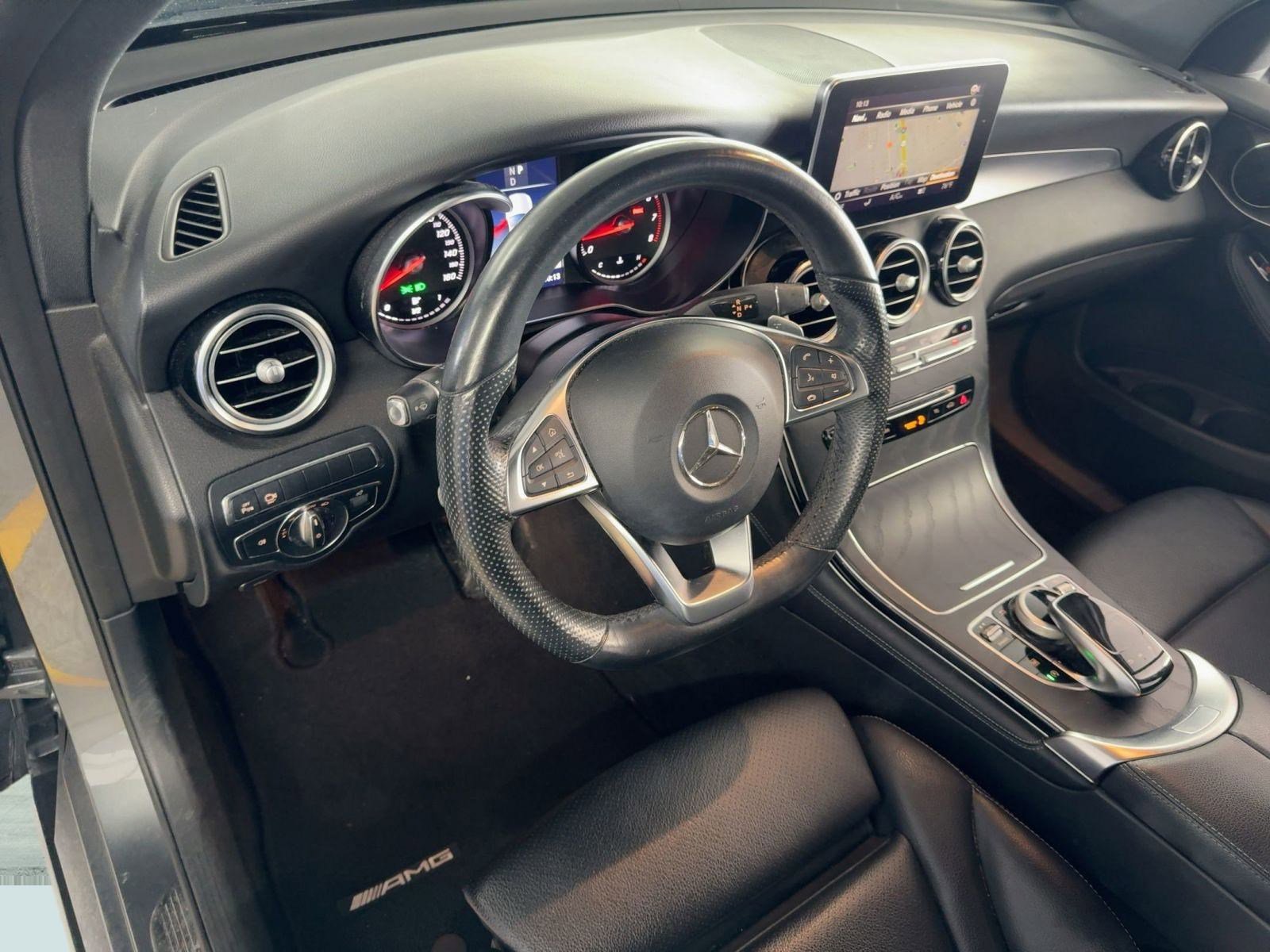 2018 Mercedes Benz GLC 300 photo 4