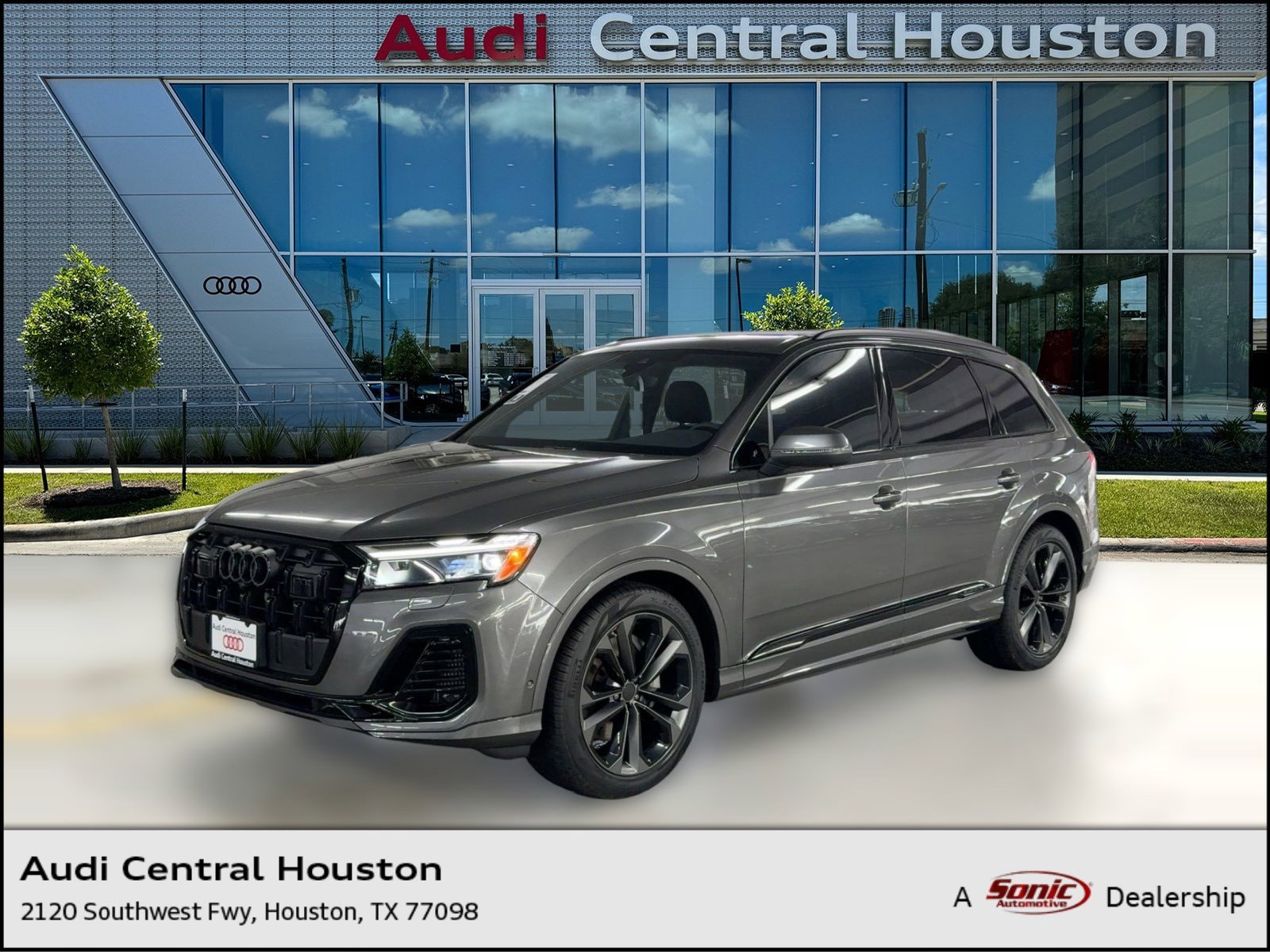 2026 Audi Q7 55 Premium Plus's photo