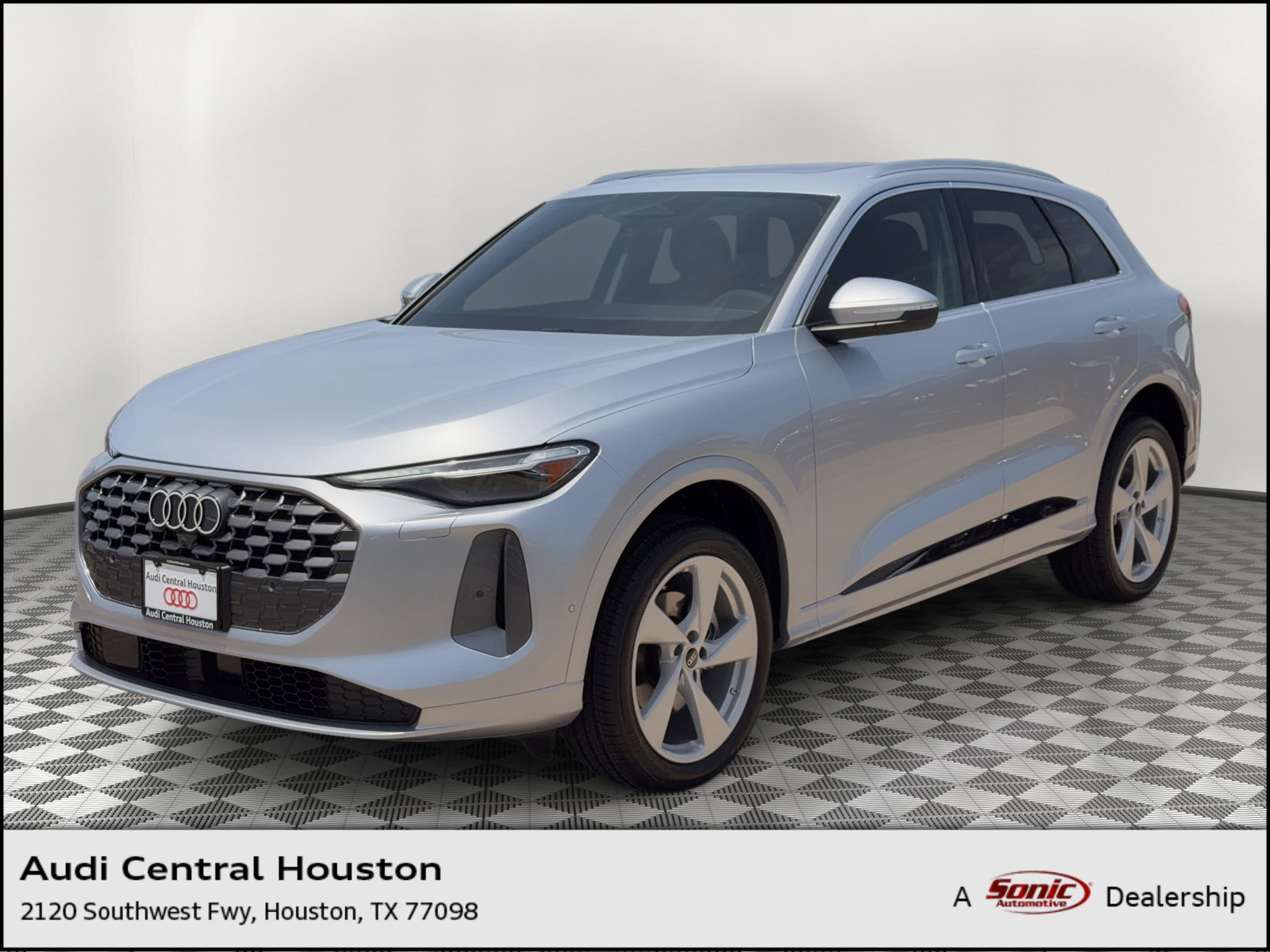 2026 Audi Q5 Premium Plus quattro's photo