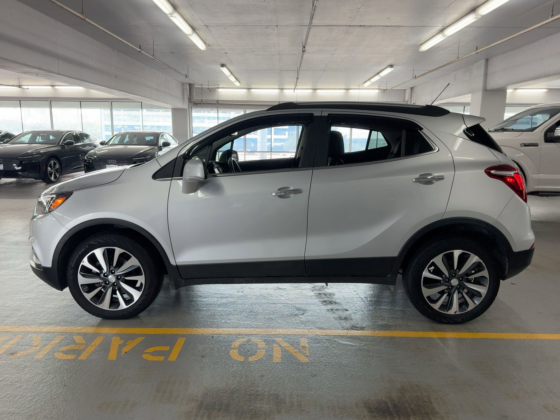 2021 Buick Encore Preferred photo 2