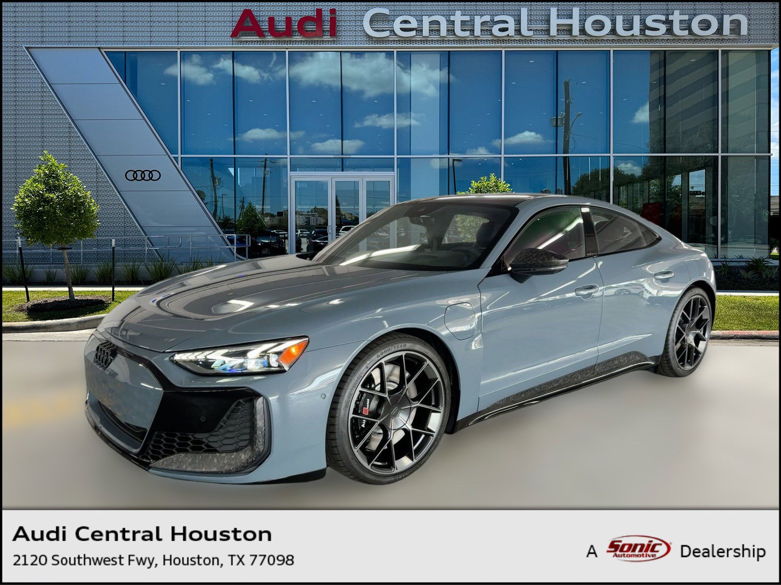 2026 Audi RS e-tron GT Performance Base's photo