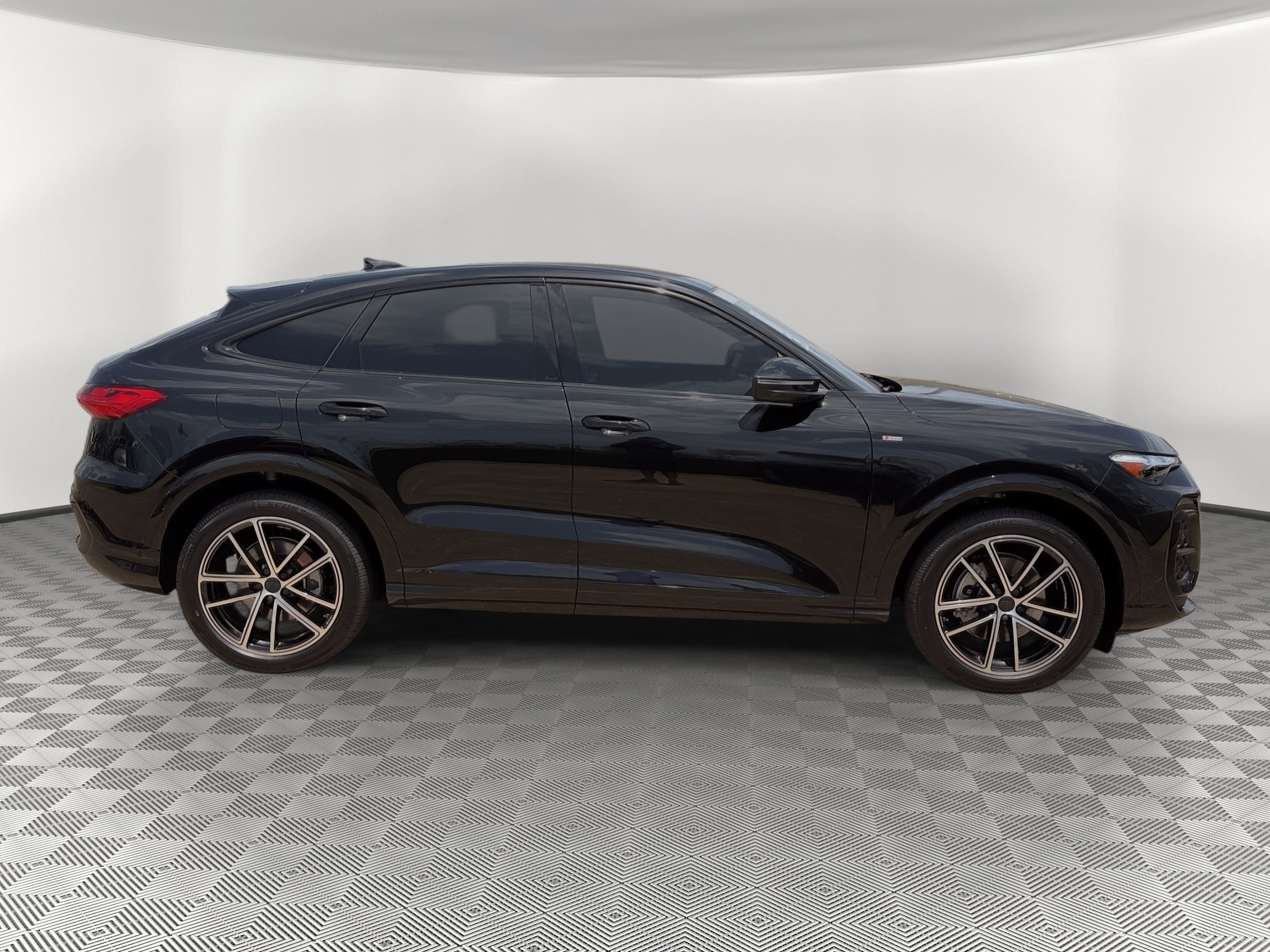 Q5 Sportback Prestige SUV