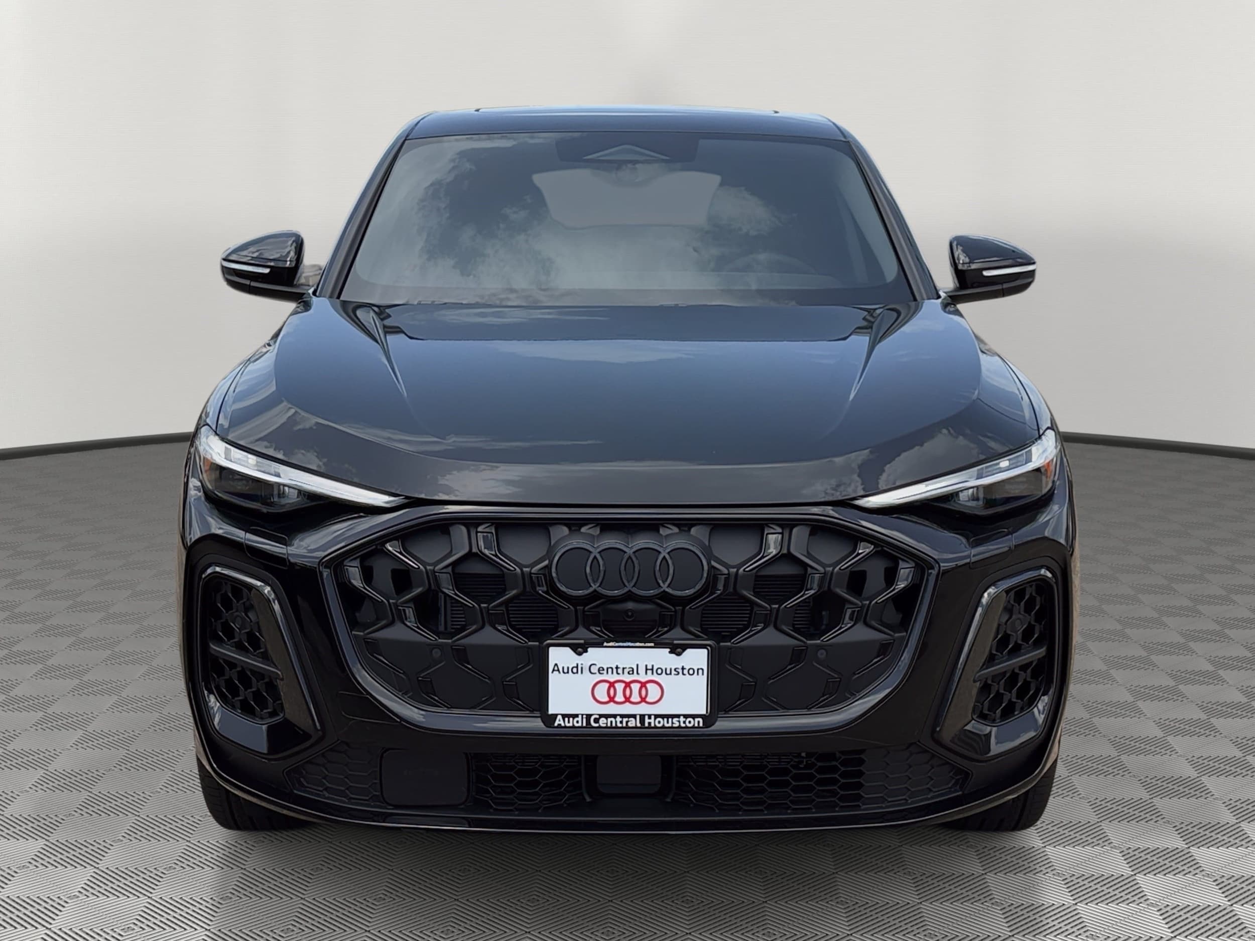 Q5 Sportback Premium Plus SUV