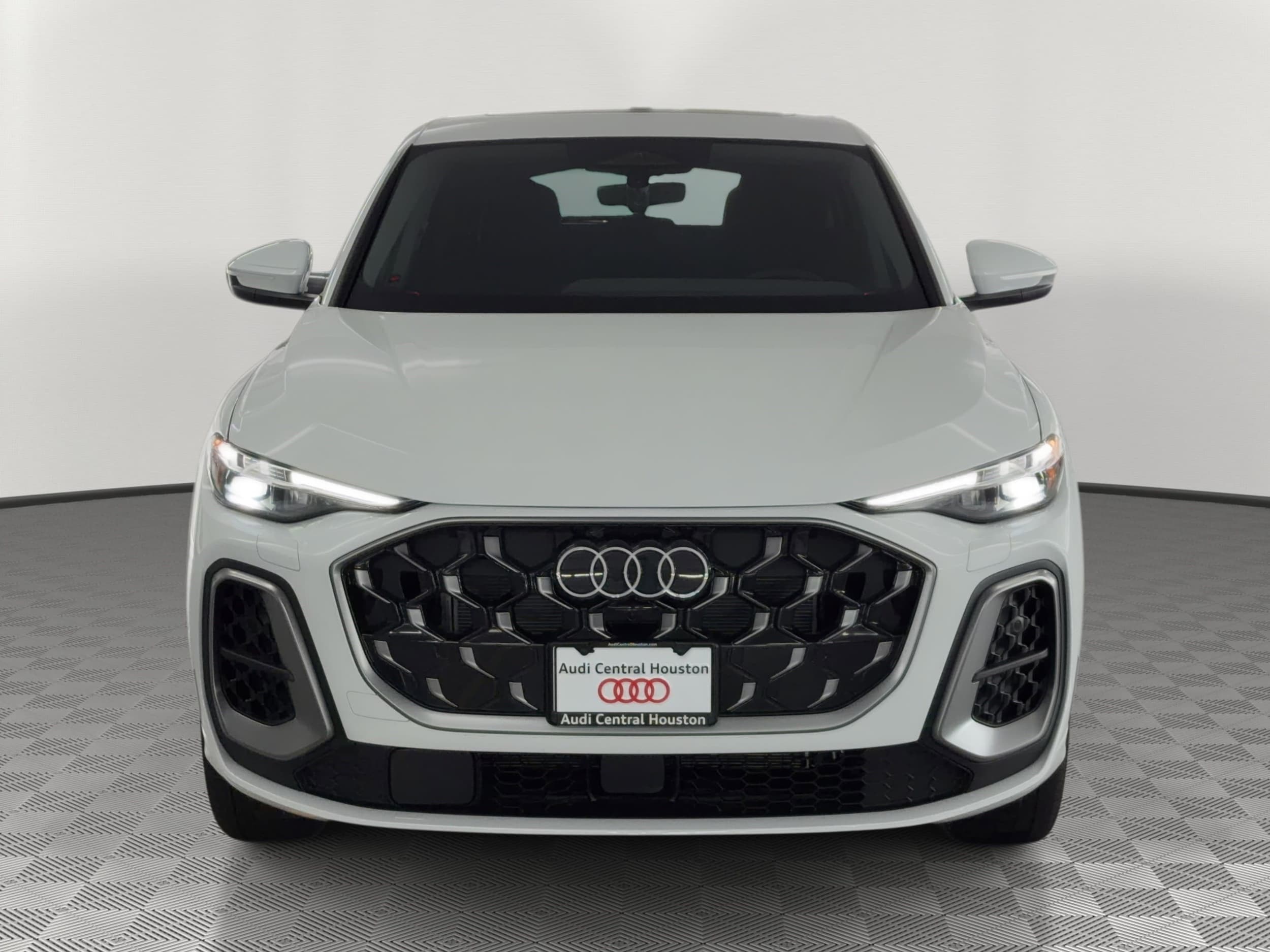 Q5 Sportback Premium Plus SUV