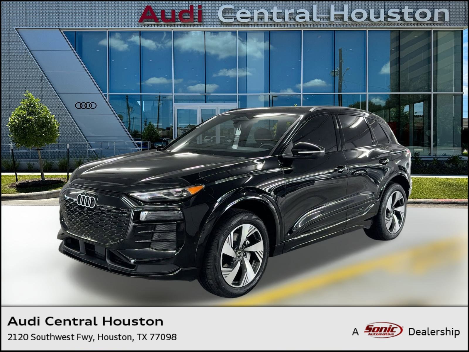 2025 Audi Q6 e-tron Premium's photo