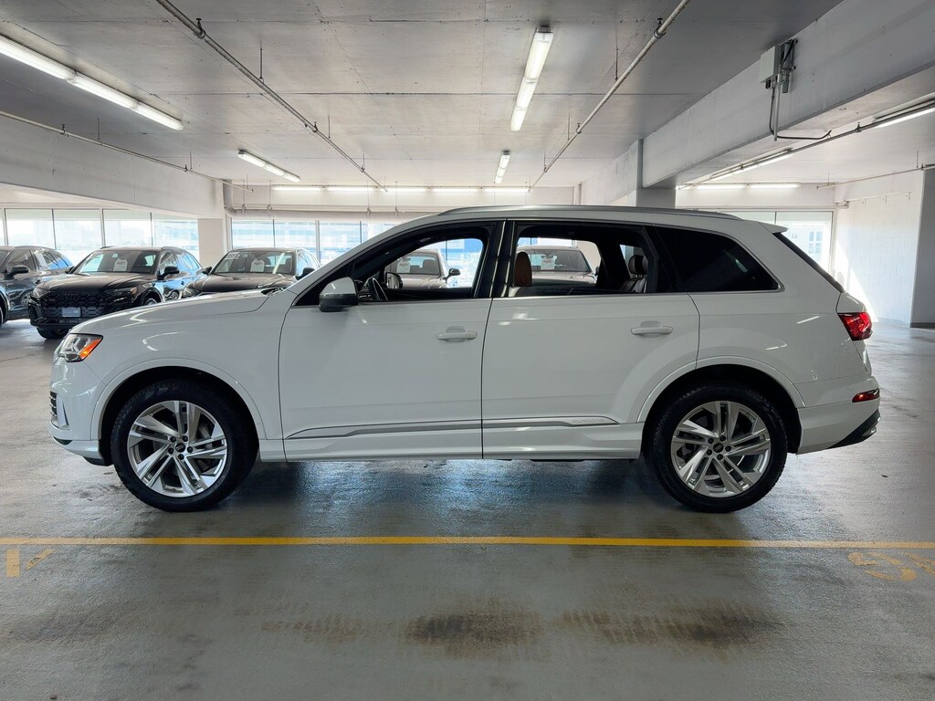 Used 2023 Audi Q7 Premium SUV