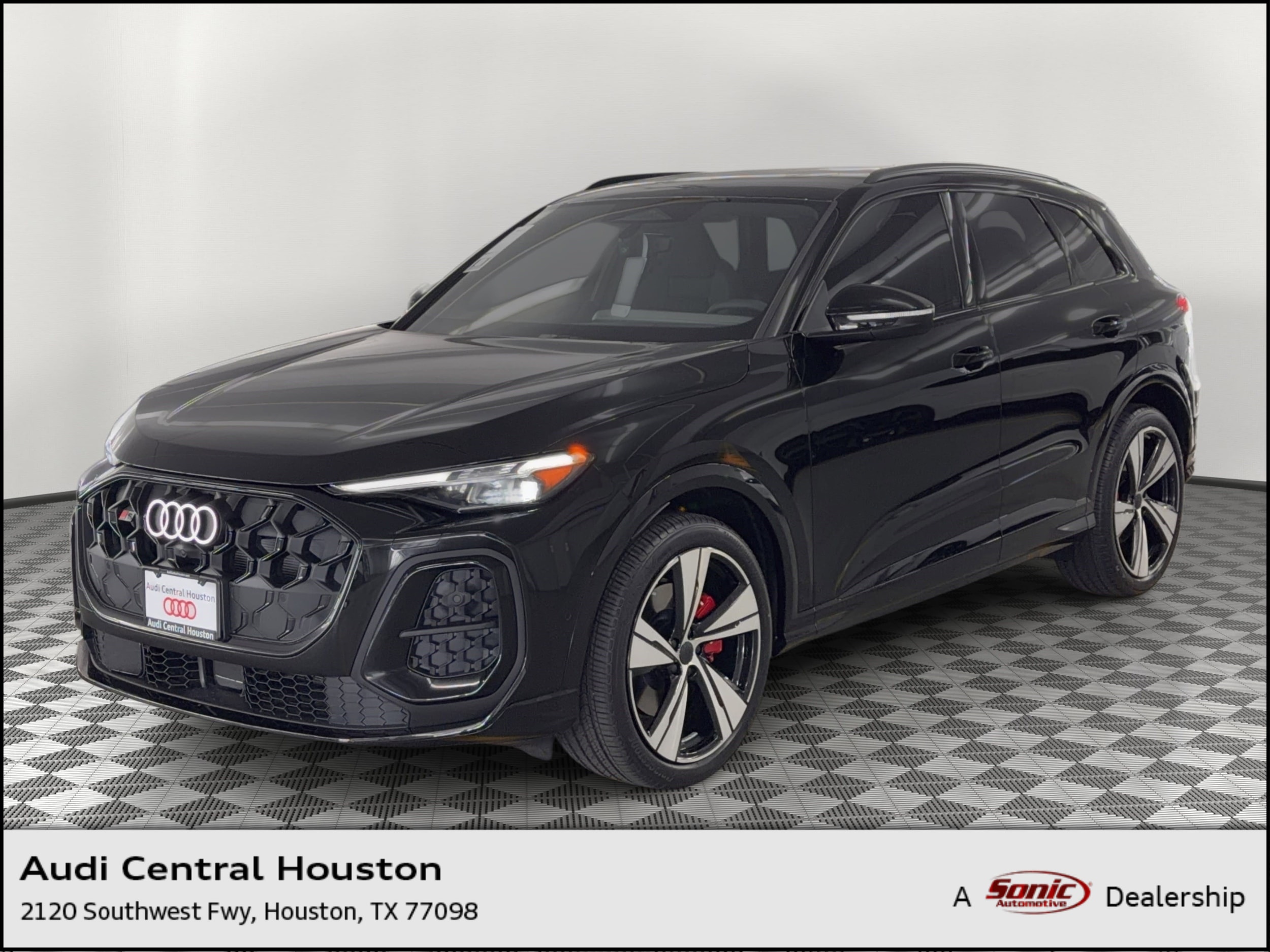 2026 Audi SQ5 Premium Plus quattro's photo