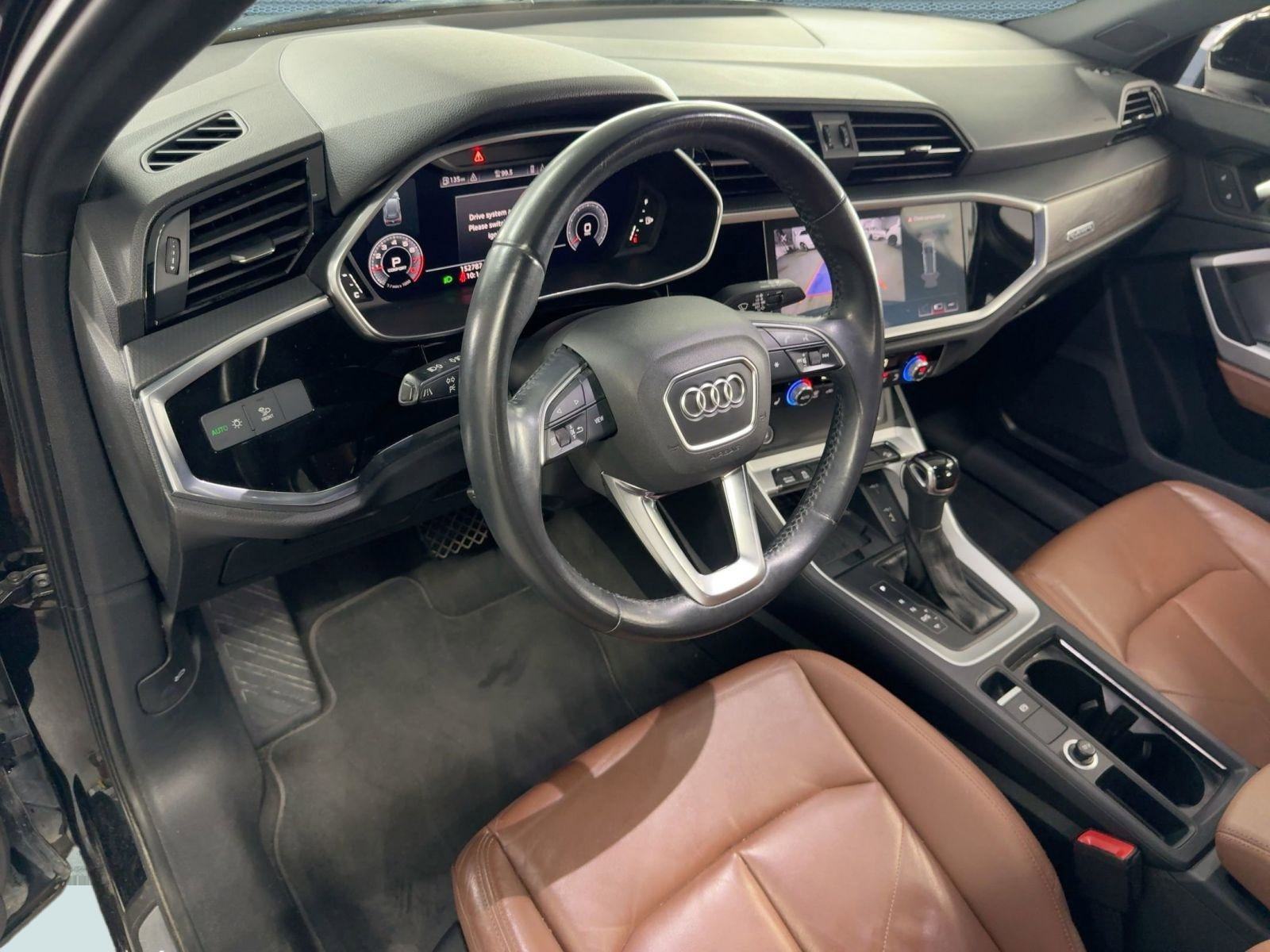 2019 Audi Q3 S line Premium Plus photo 3