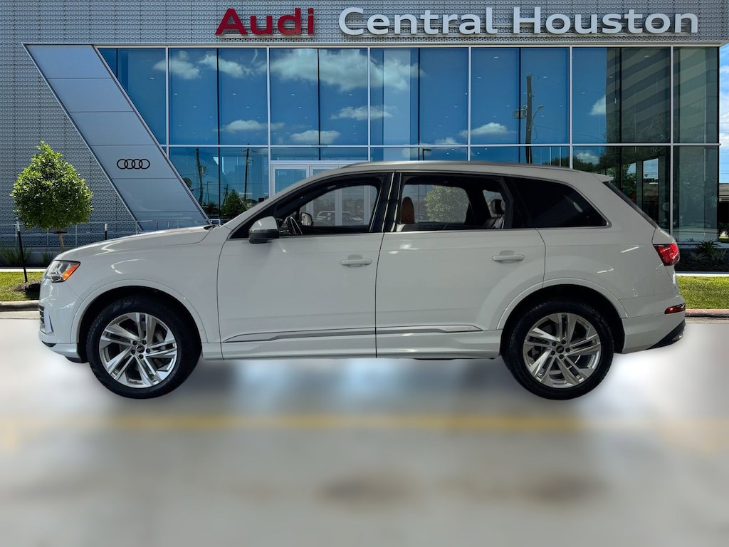 Used 2023 Audi Q7 Premium SUV