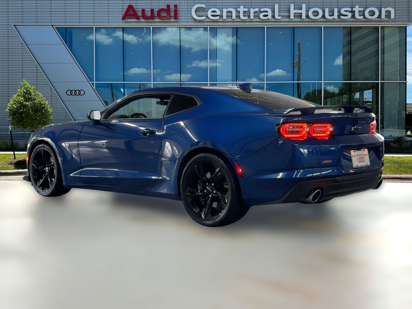2023 Chevrolet Camaro 1SS photo 3