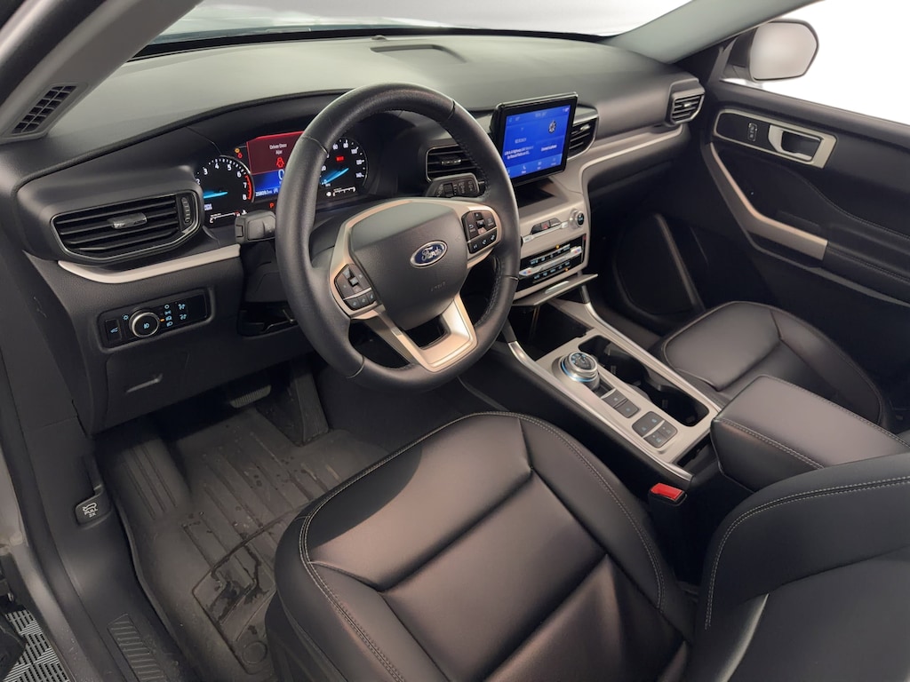 Used 2023 Ford Explorer XLT SUV