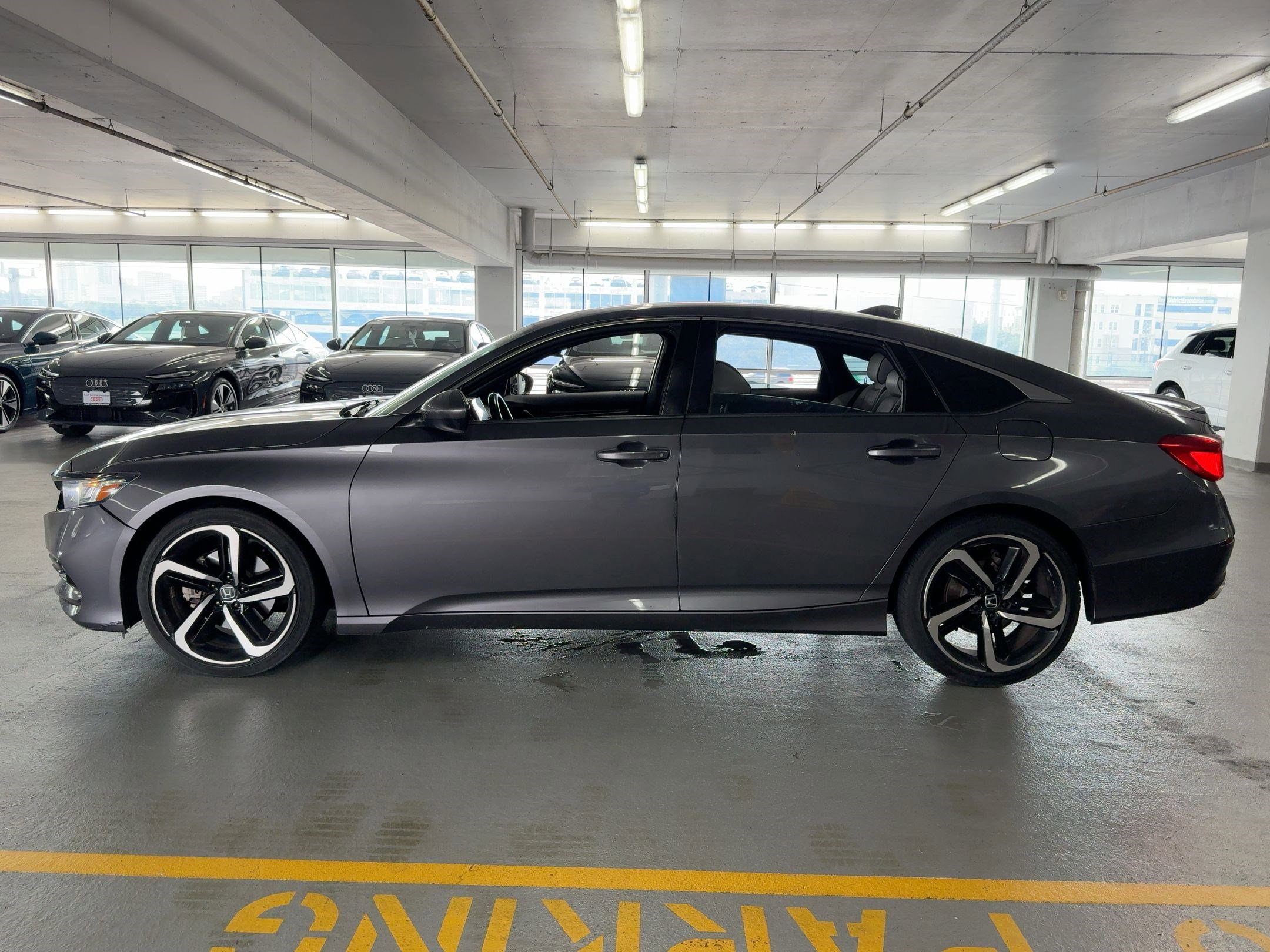 2018 Honda Accord Sport 1.5T photo 2