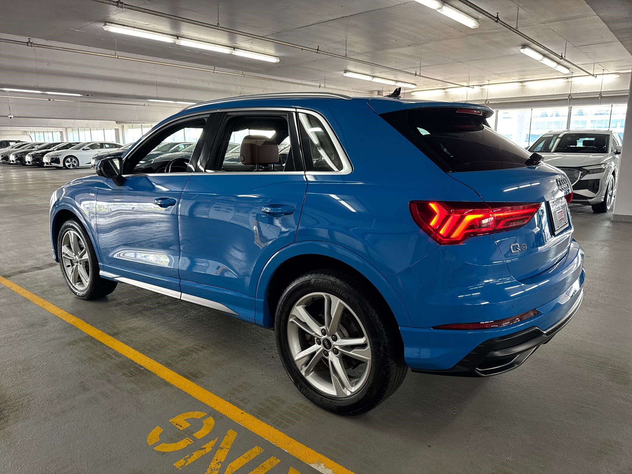 2022 Audi Q3 S line Premium Plus photo 3