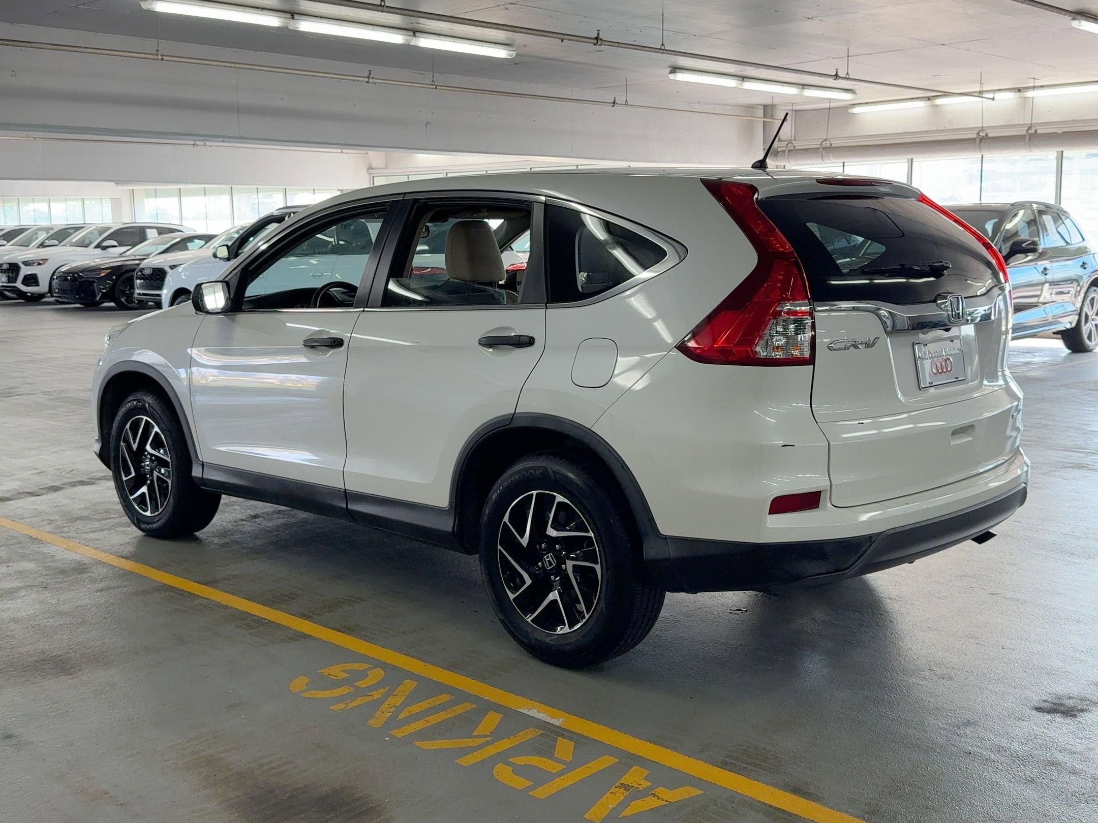 2016 Honda CR-V SE photo 3