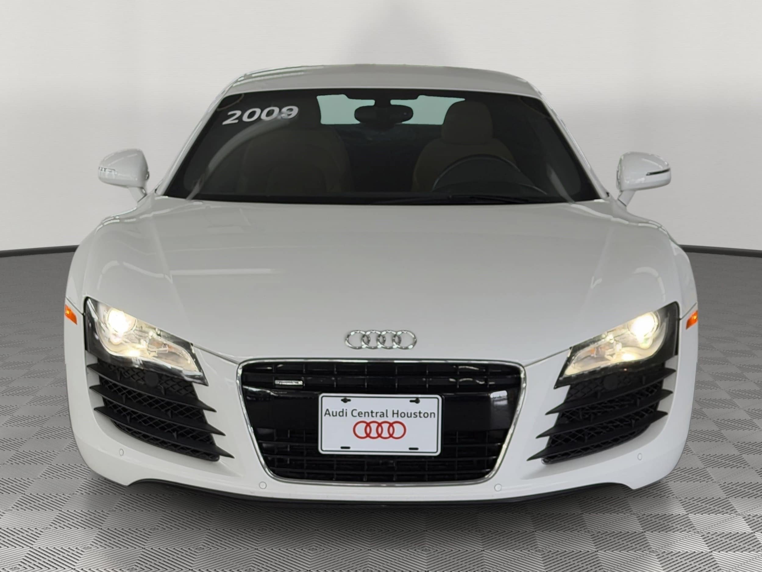 R8 4.2L Coupe