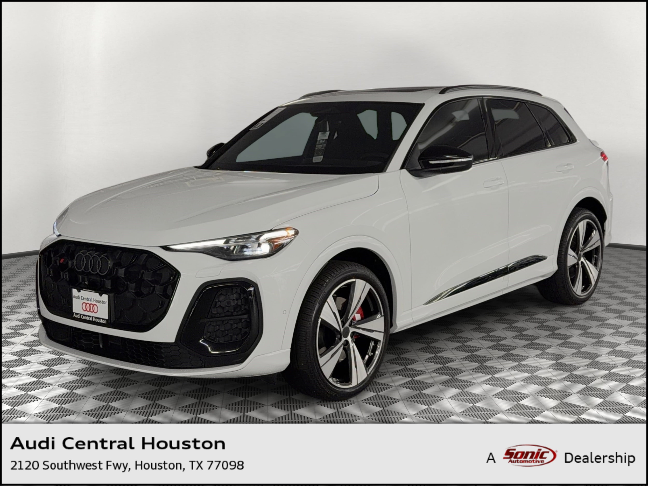 2026 Audi SQ5 Premium Plus quattro's photo