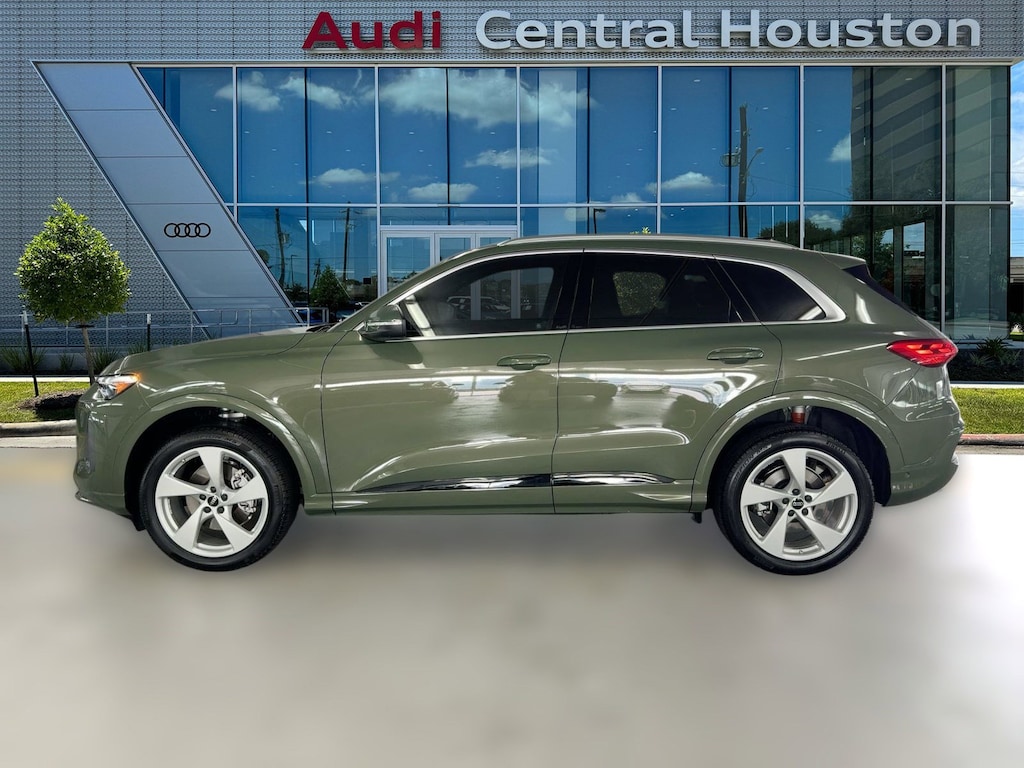 New 2025 Audi Q5 2.0T Premium Plus SUV