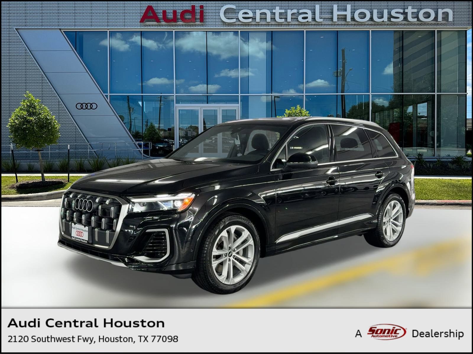 2026 Audi Q7 Premium Plus's photo