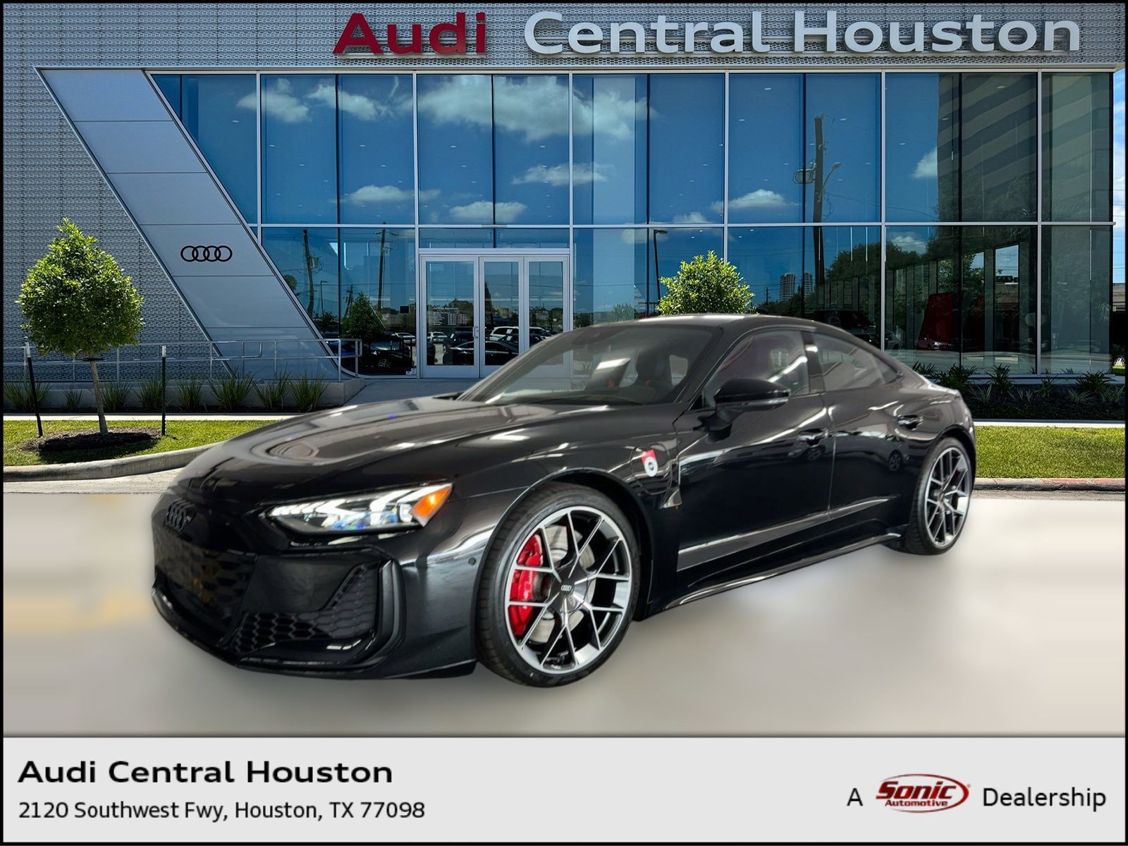 2026 Audi RS e-tron GT Performance Base's photo