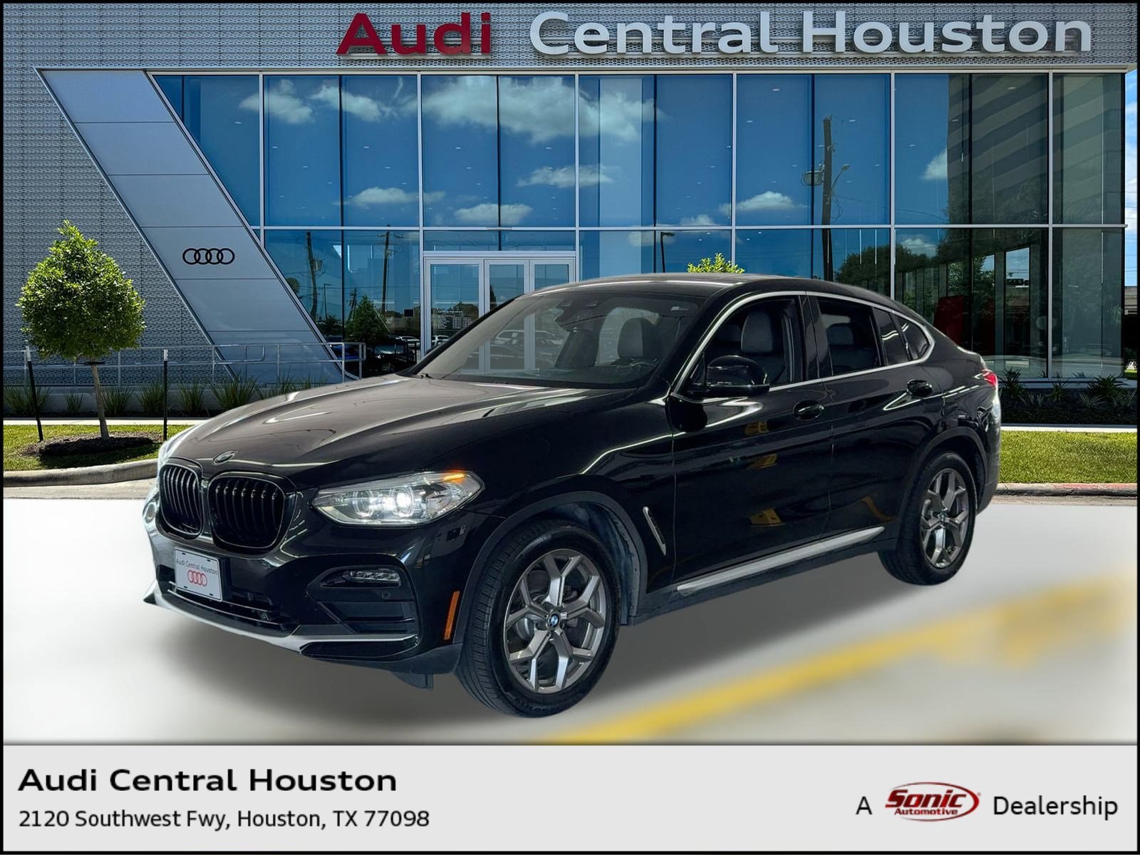 2020 BMW X4 30i's photo