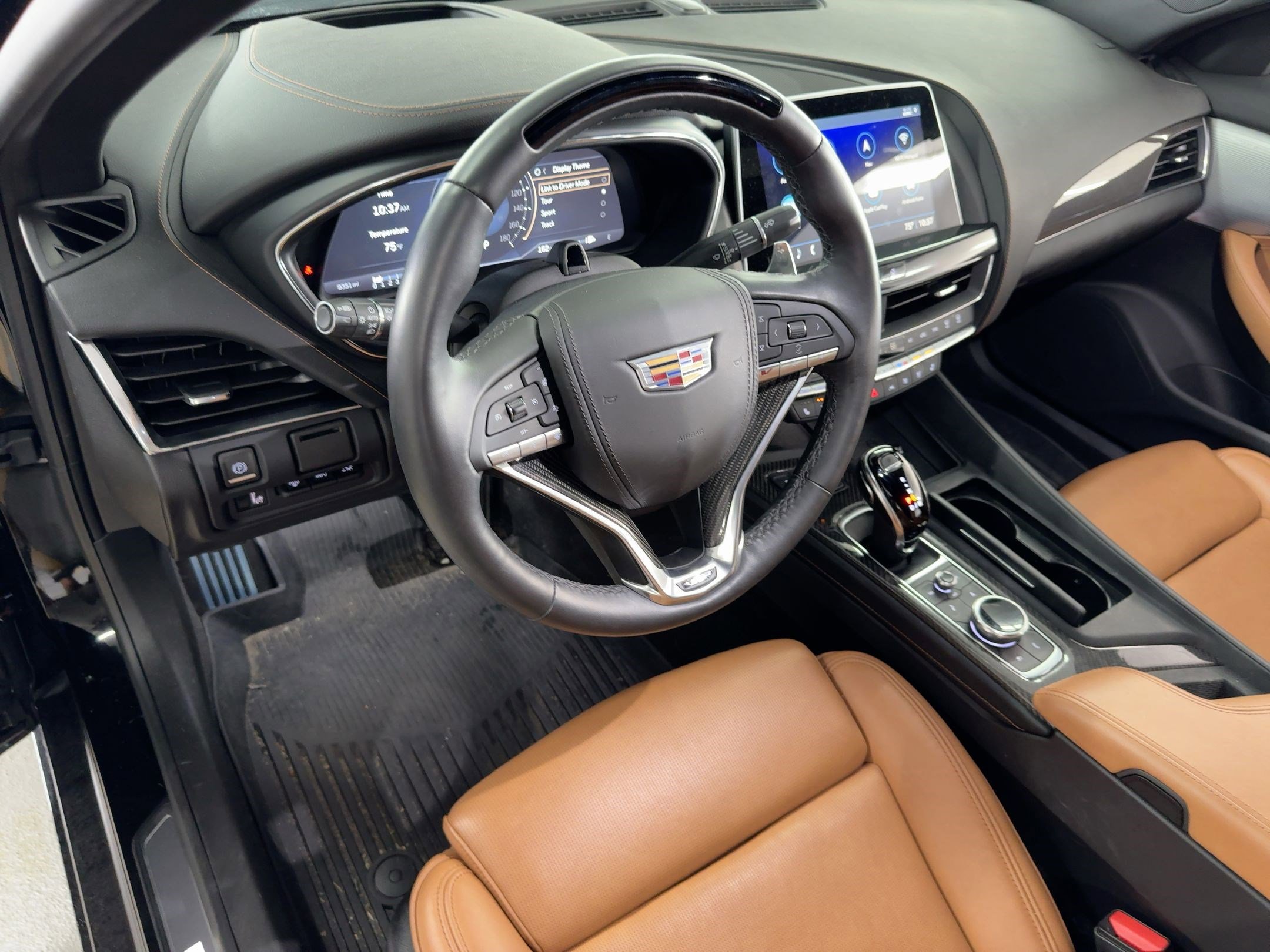 2024 Cadillac CT5 V photo 4