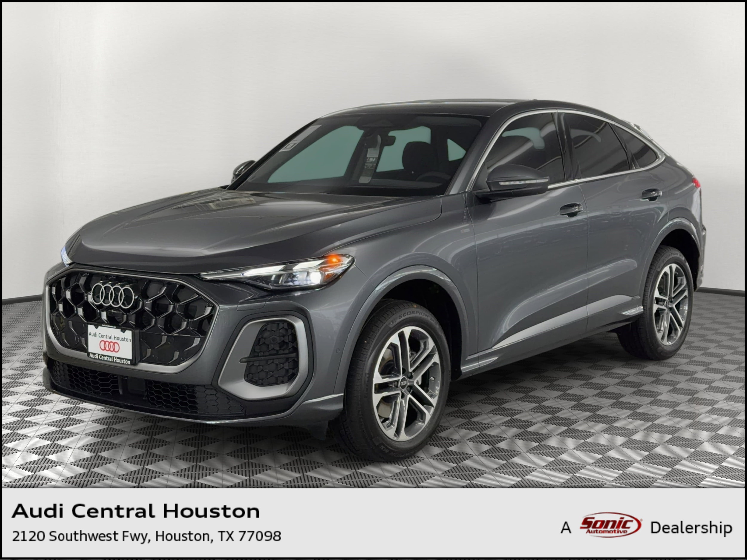 2026 Audi Q5 Sportback Premium quattro's photo