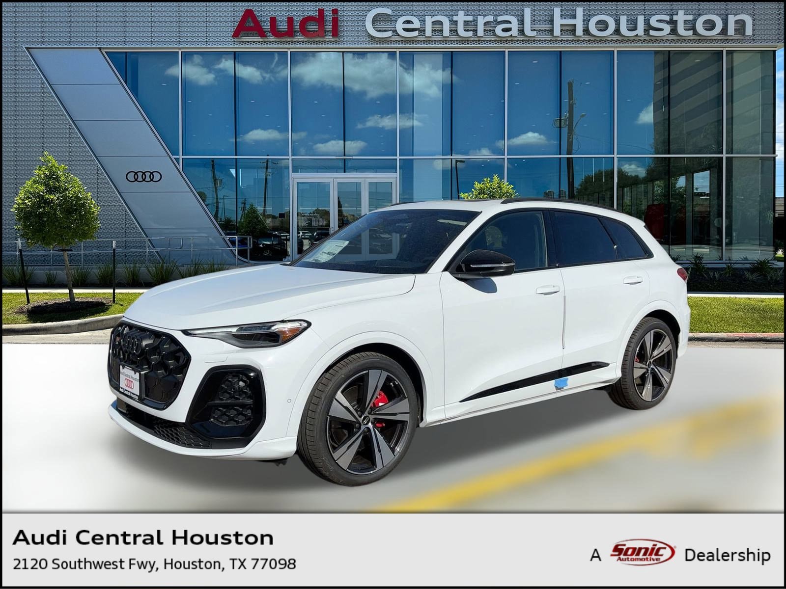 2025 Audi New SQ5 Premium Plus's photo