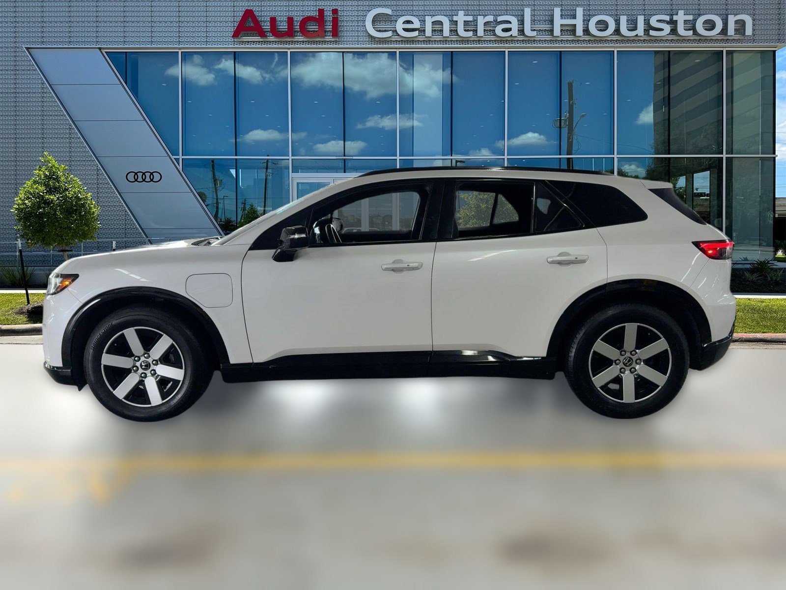 Used 2024 Honda Prologue Touring with VIN 3GPKHWRM4RS529580 for sale in Houston, TX