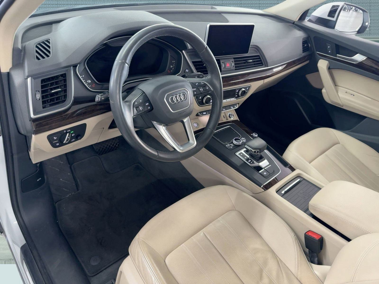 2020 Audi Q5 Premium Plus photo 3