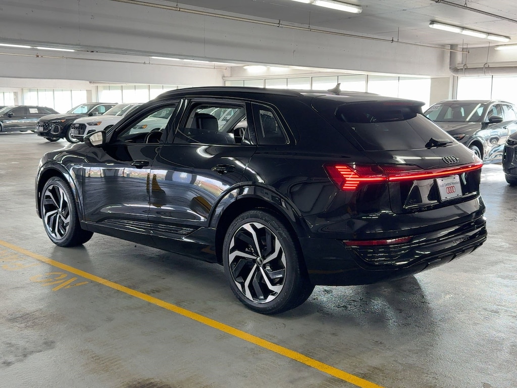 Used 2024 Audi Q8 e-tron Premium Plus SUV