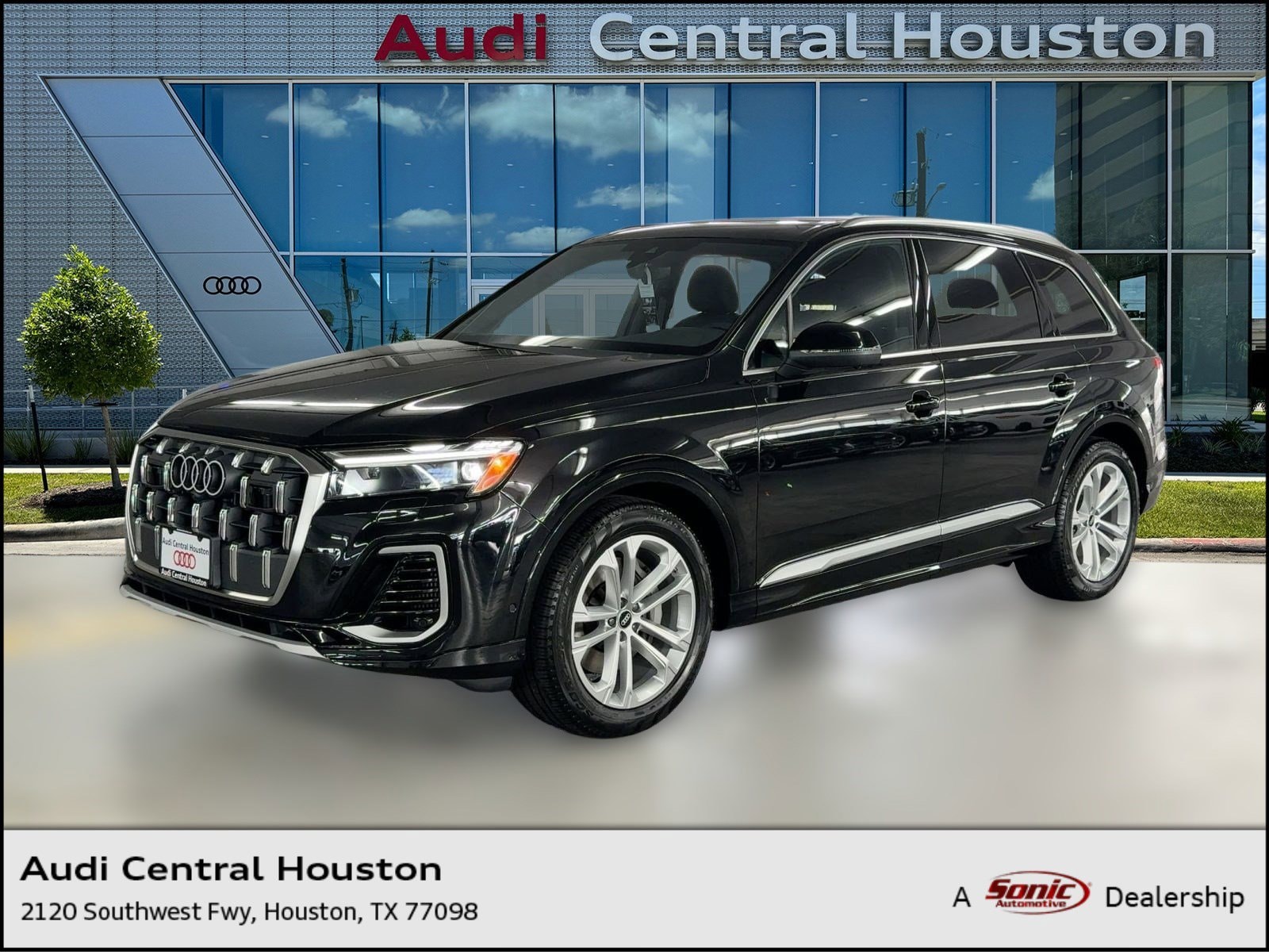 2026 Audi Q7 Premium Plus's photo