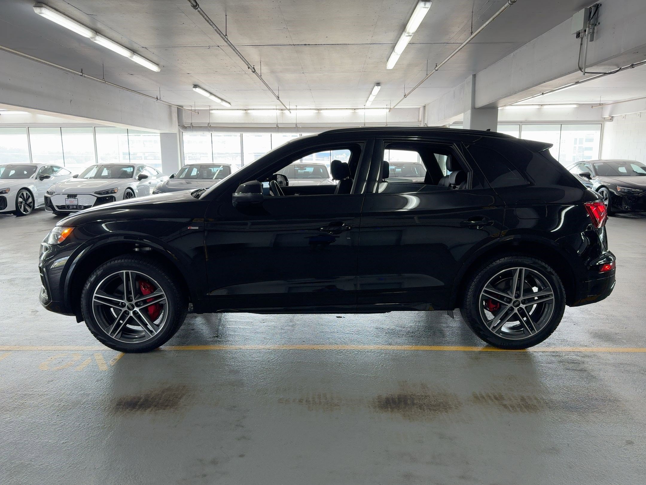 2025 Audi Q5 S line Premium Plus photo 2